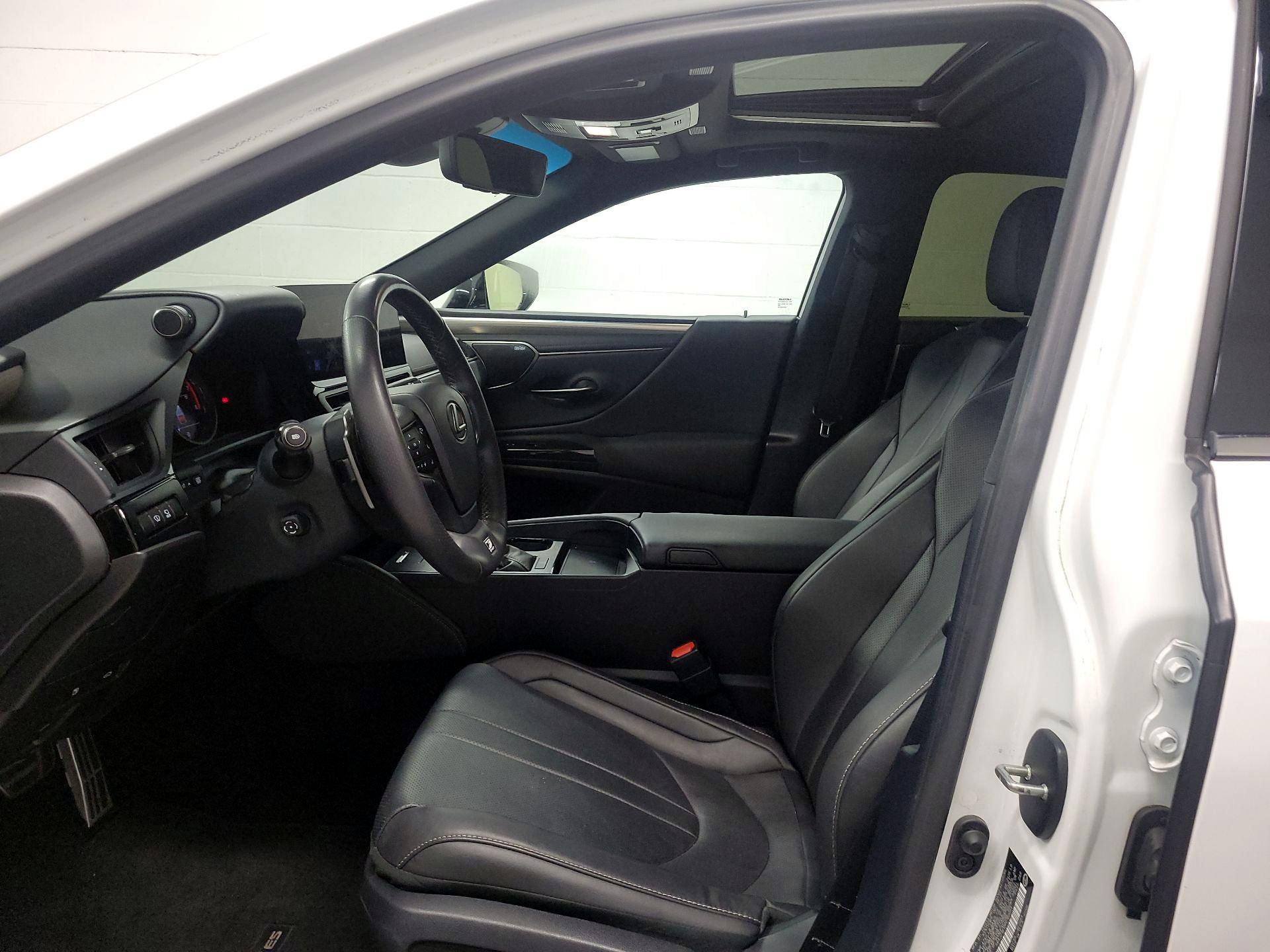 Thumbnail: 2023 Lexus ES - 11