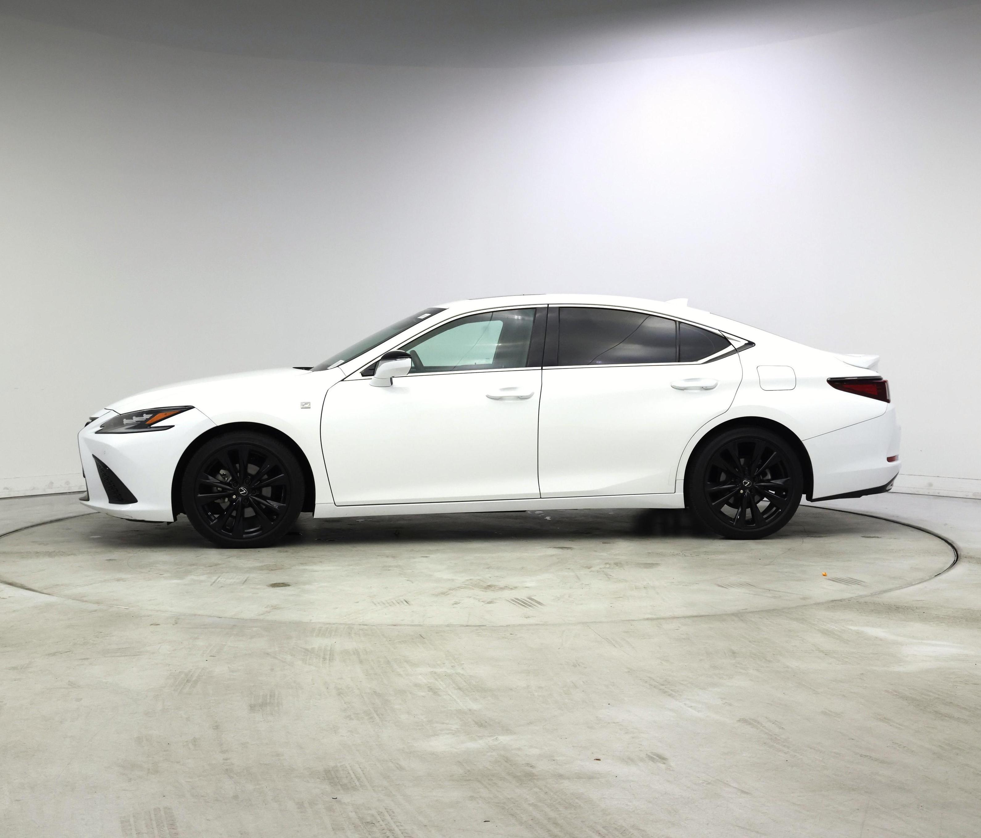 Thumbnail: 2023 Lexus ES - 3