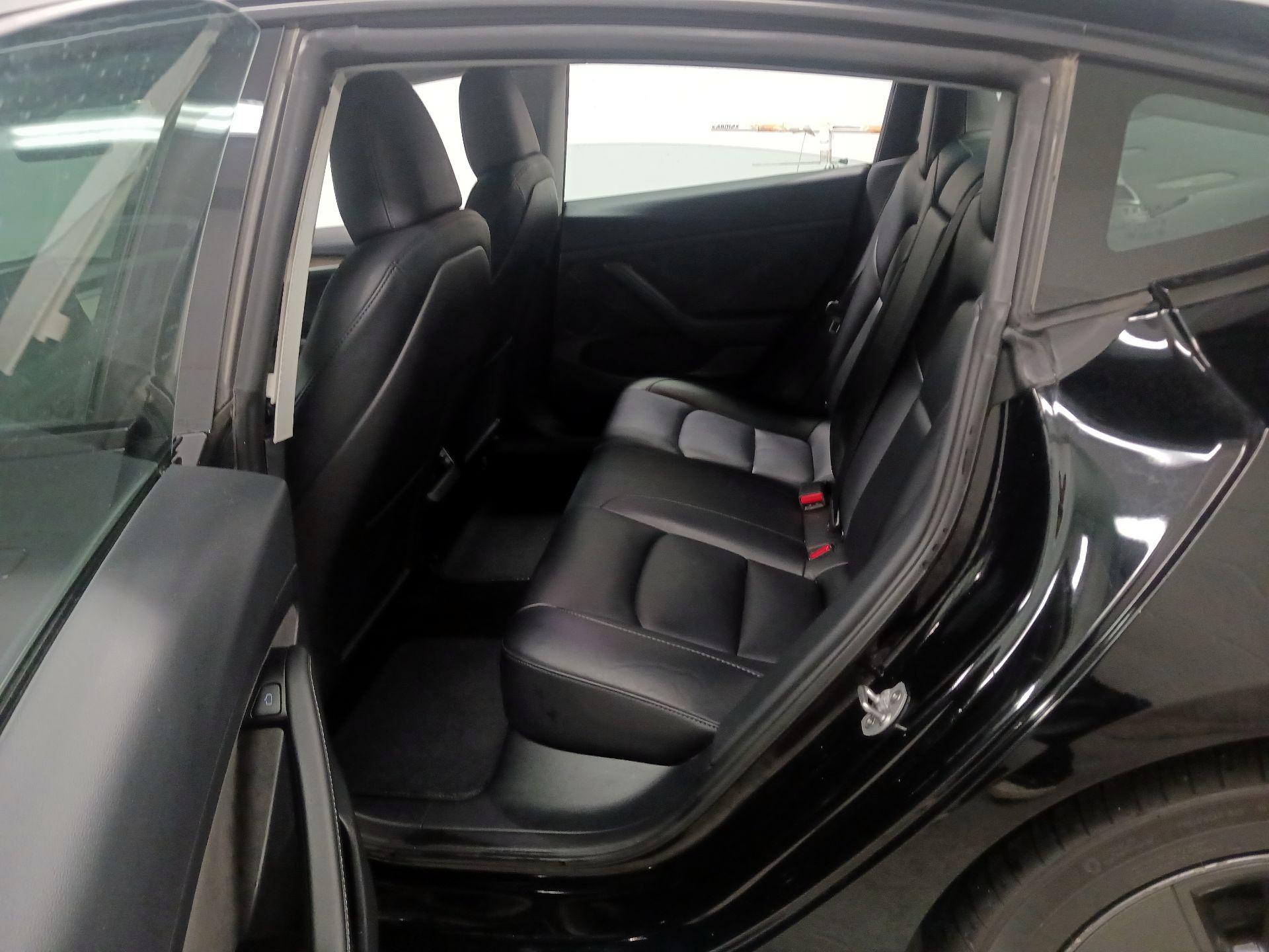 Thumbnail: 2023 Tesla Model 3 - 18