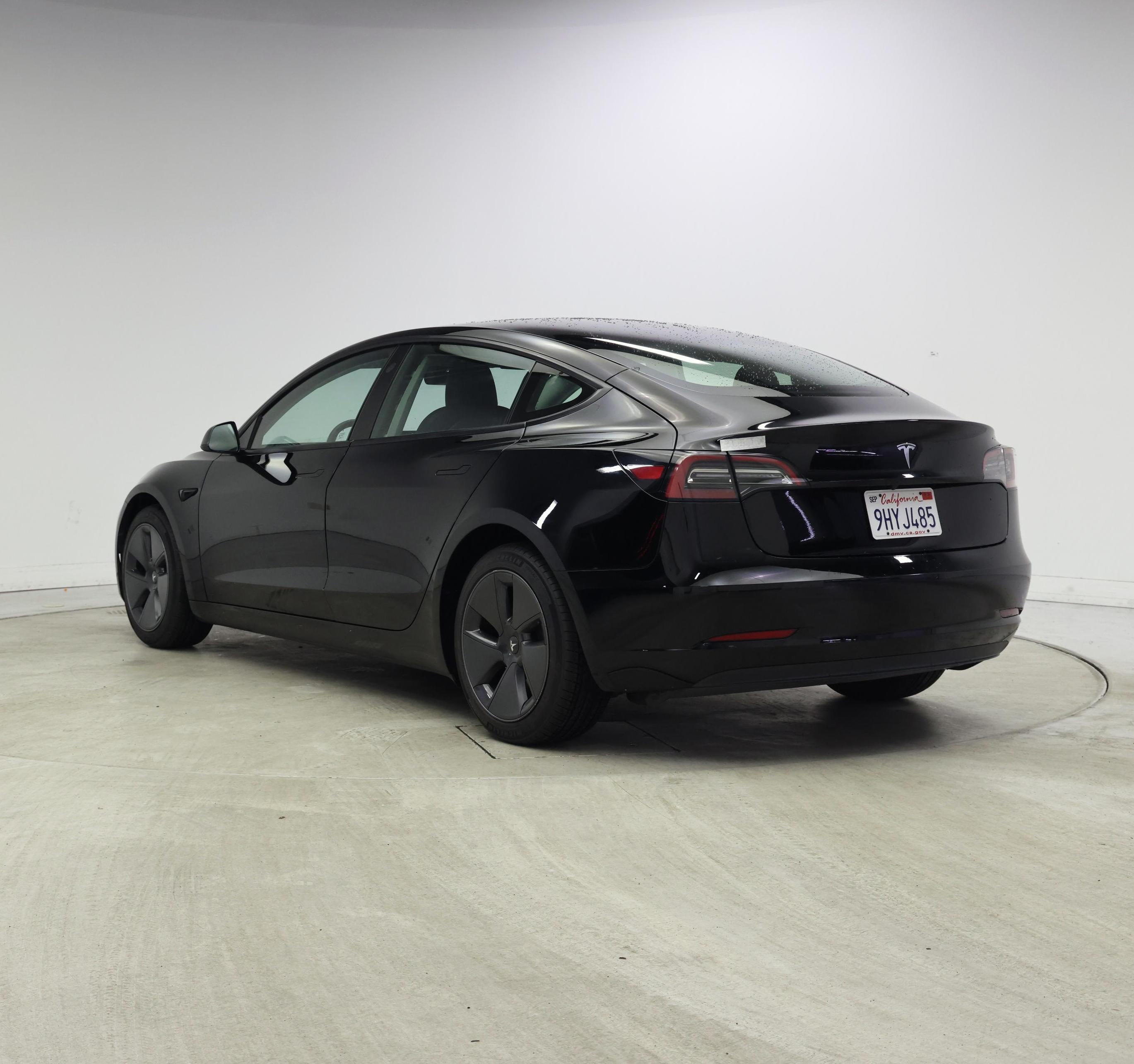 Thumbnail: 2023 Tesla Model 3 - 2