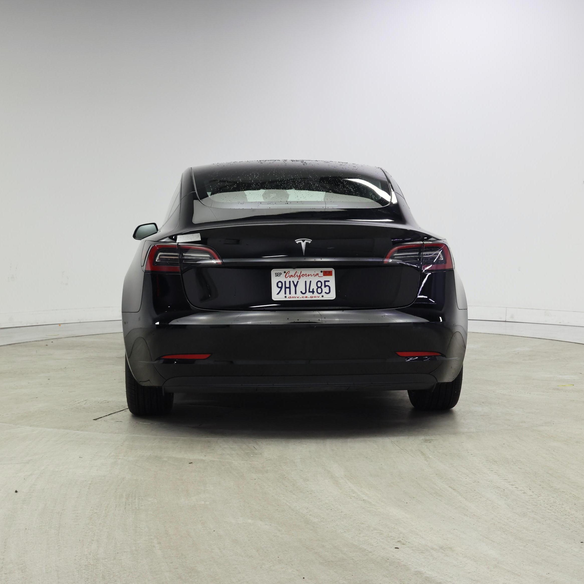 Thumbnail: 2023 Tesla Model 3 - 6