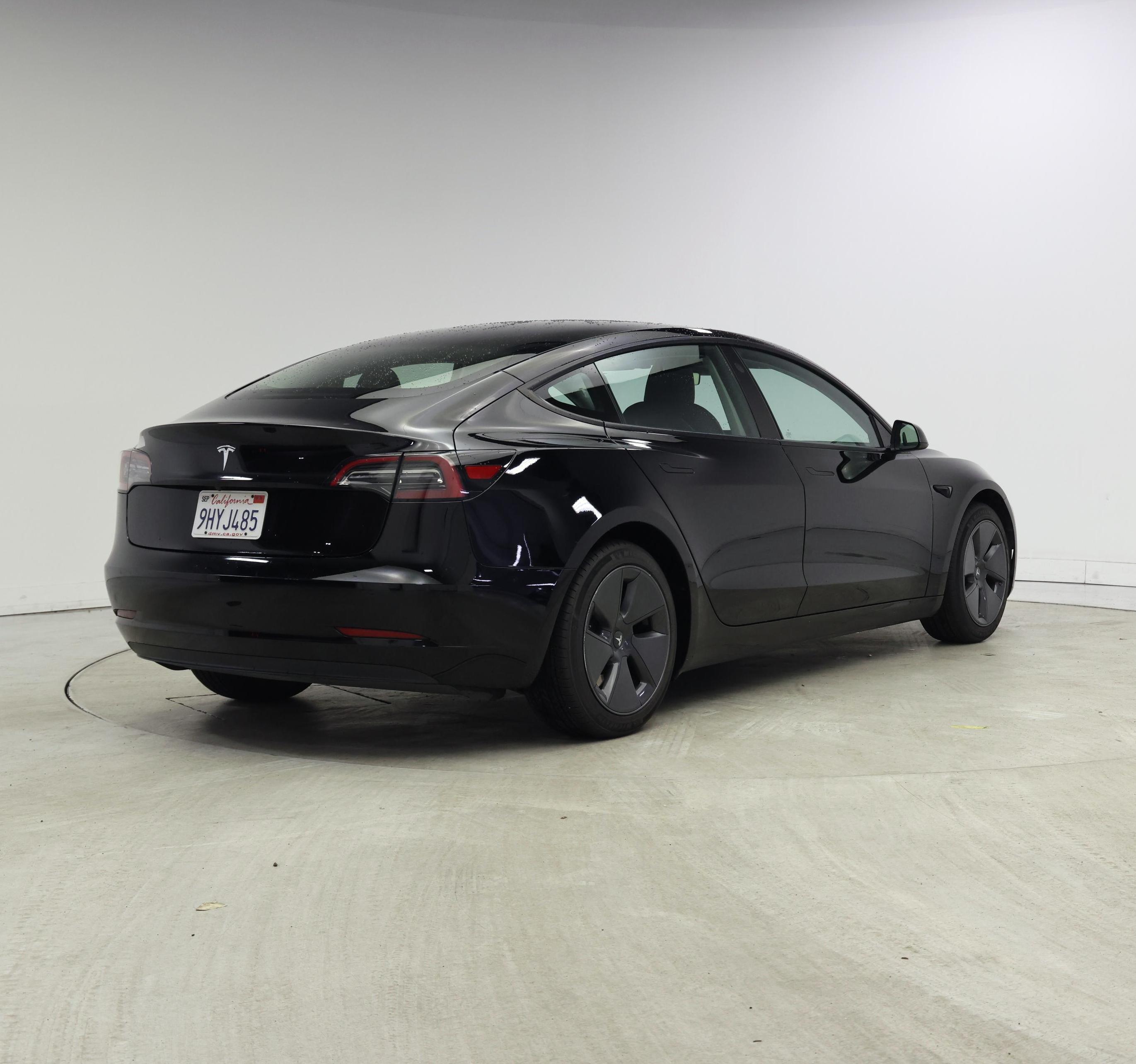 Thumbnail: 2023 Tesla Model 3 - 8