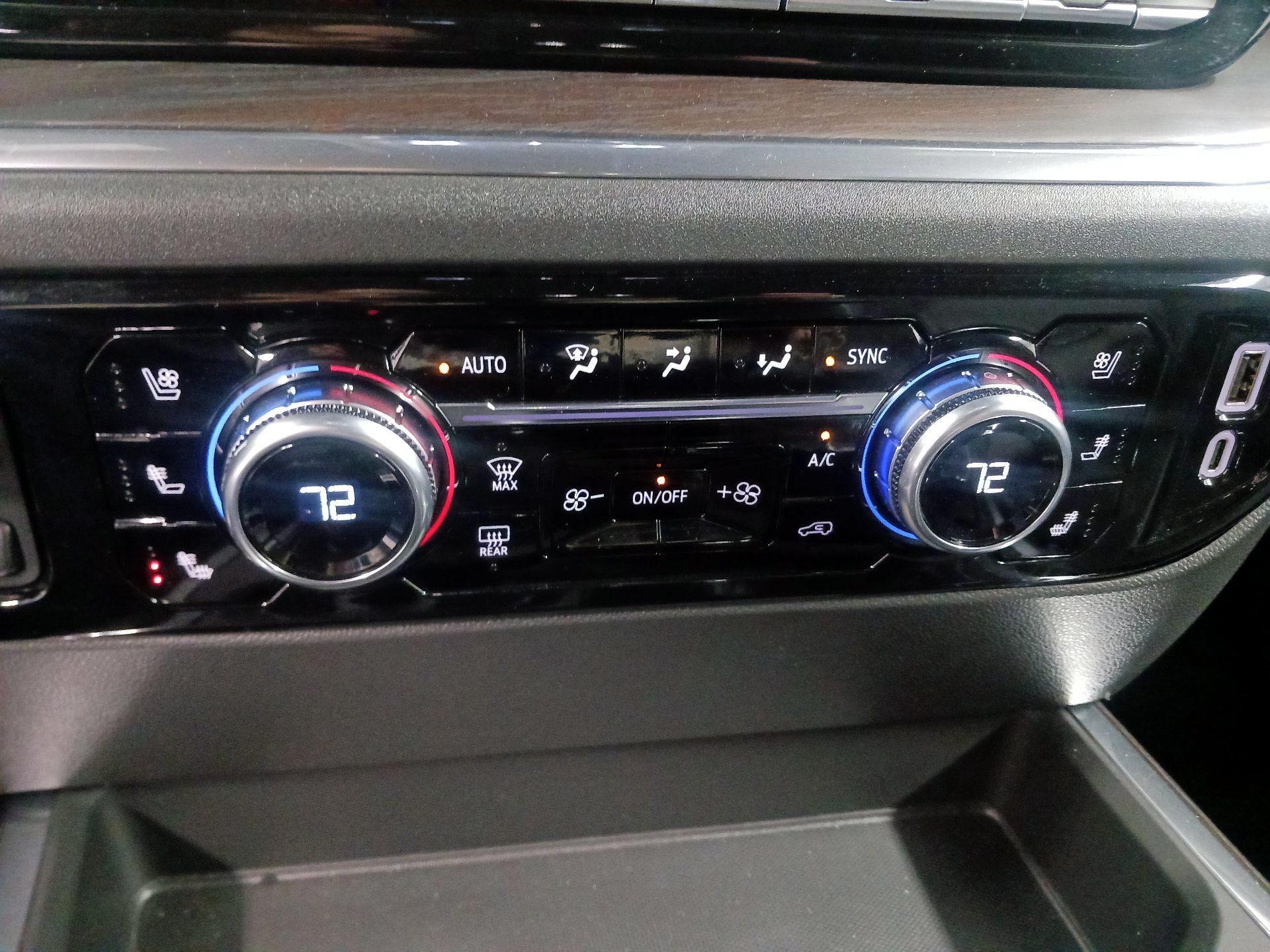 Thumbnail: 2025 GMC Sierra 1500 - 17