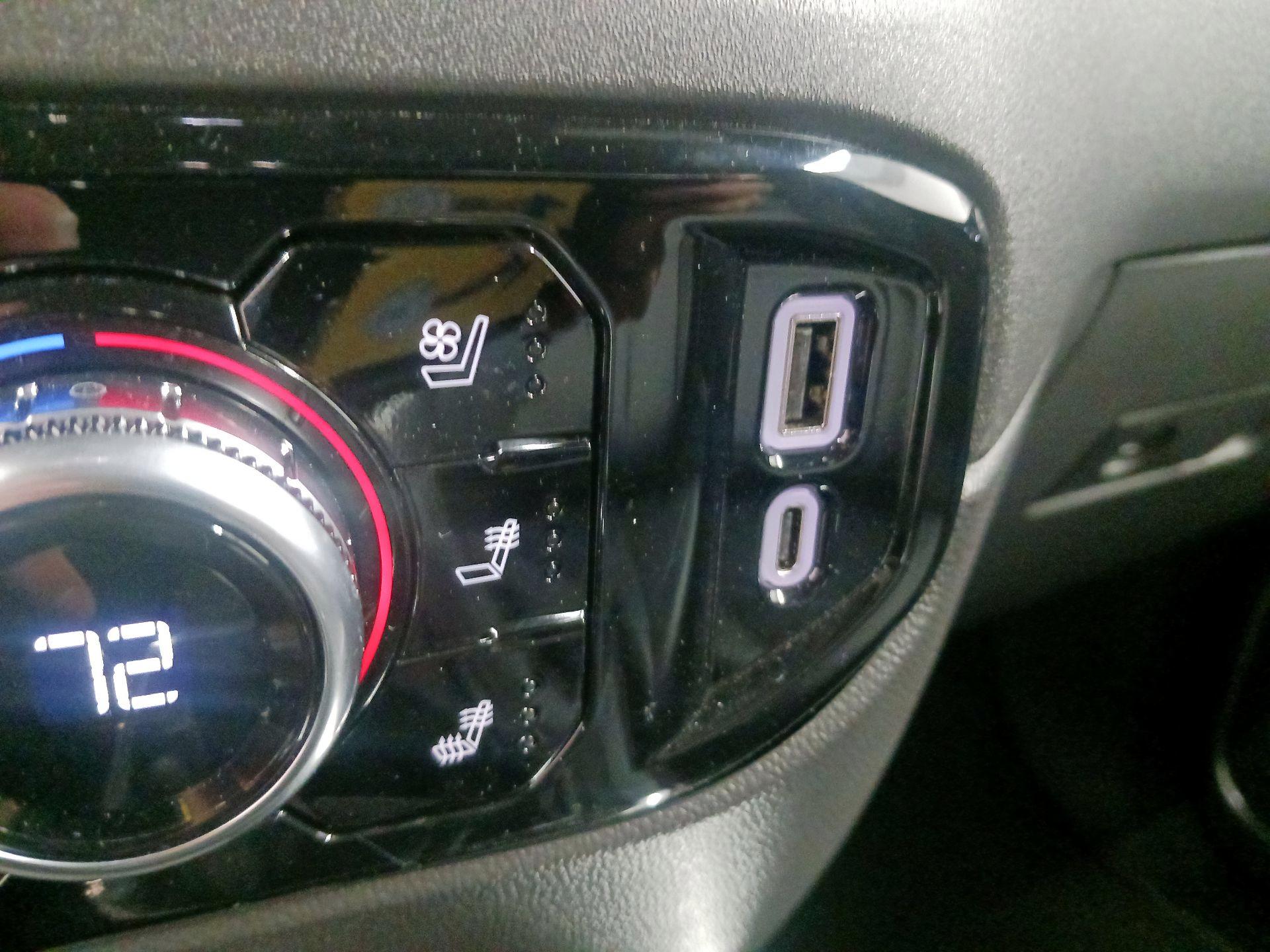 Thumbnail: 2025 GMC Sierra 1500 - 19