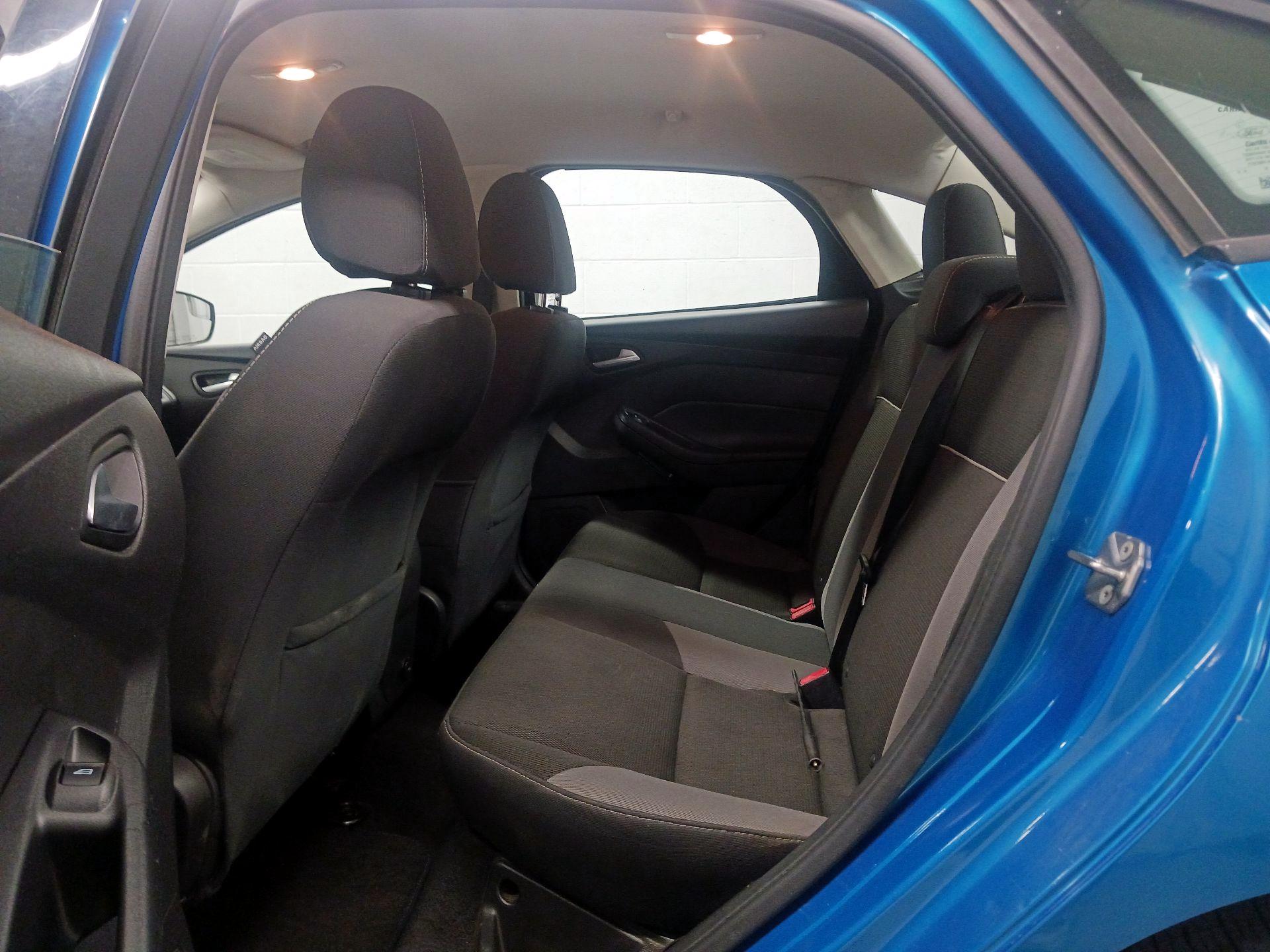 Thumbnail: 2014 Ford Focus - 18