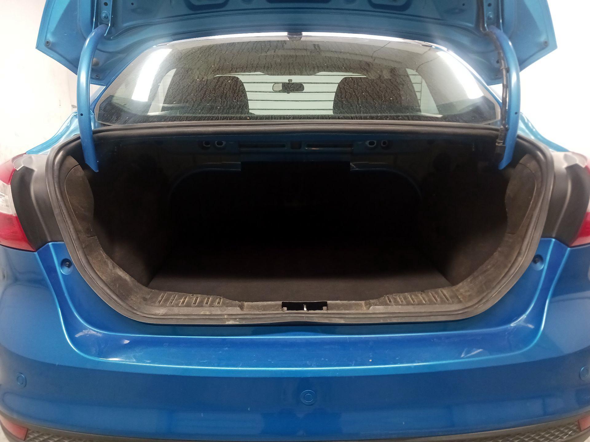 Thumbnail: 2014 Ford Focus - 19