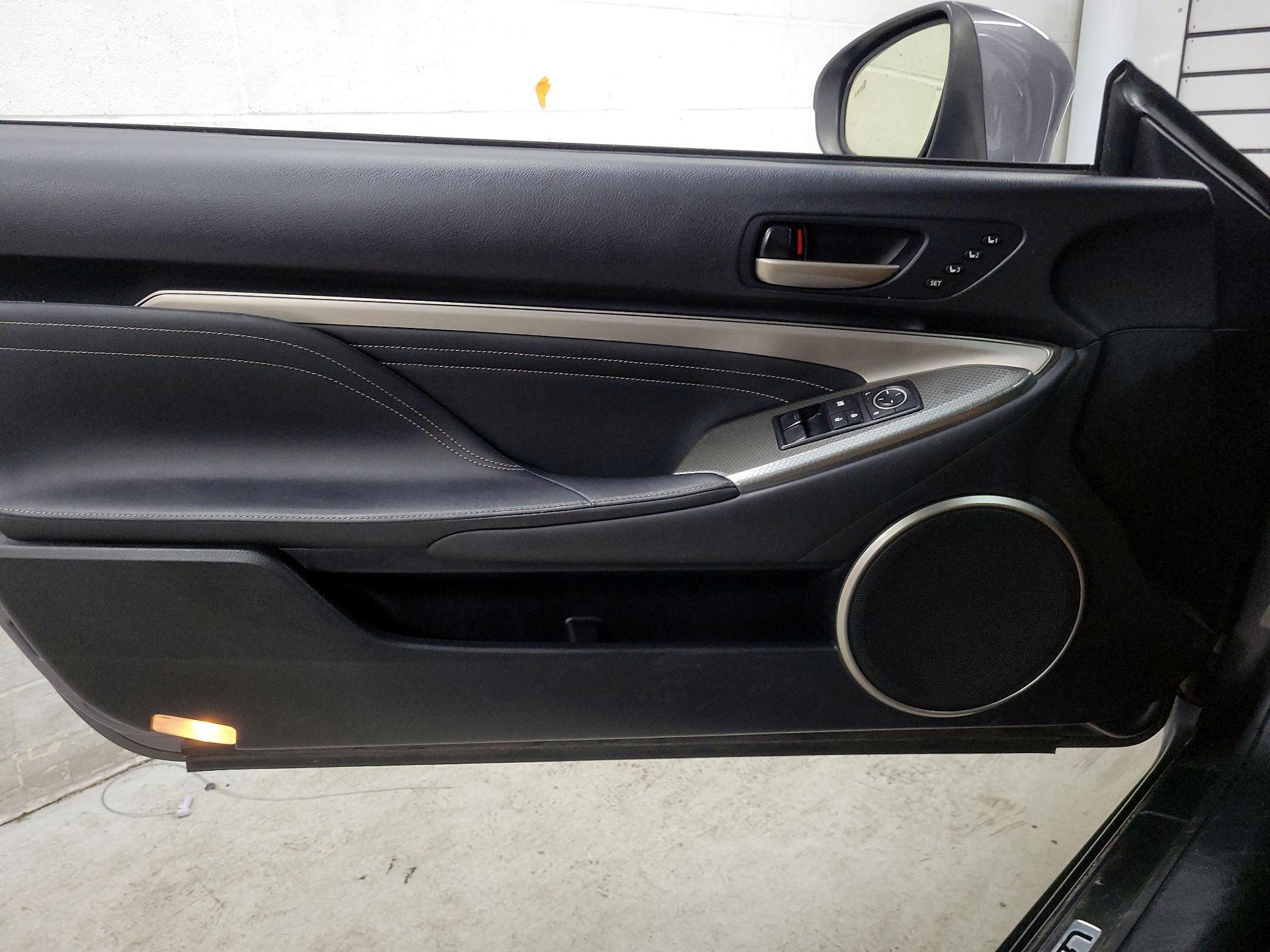 Thumbnail: 2015 Lexus RC - 12