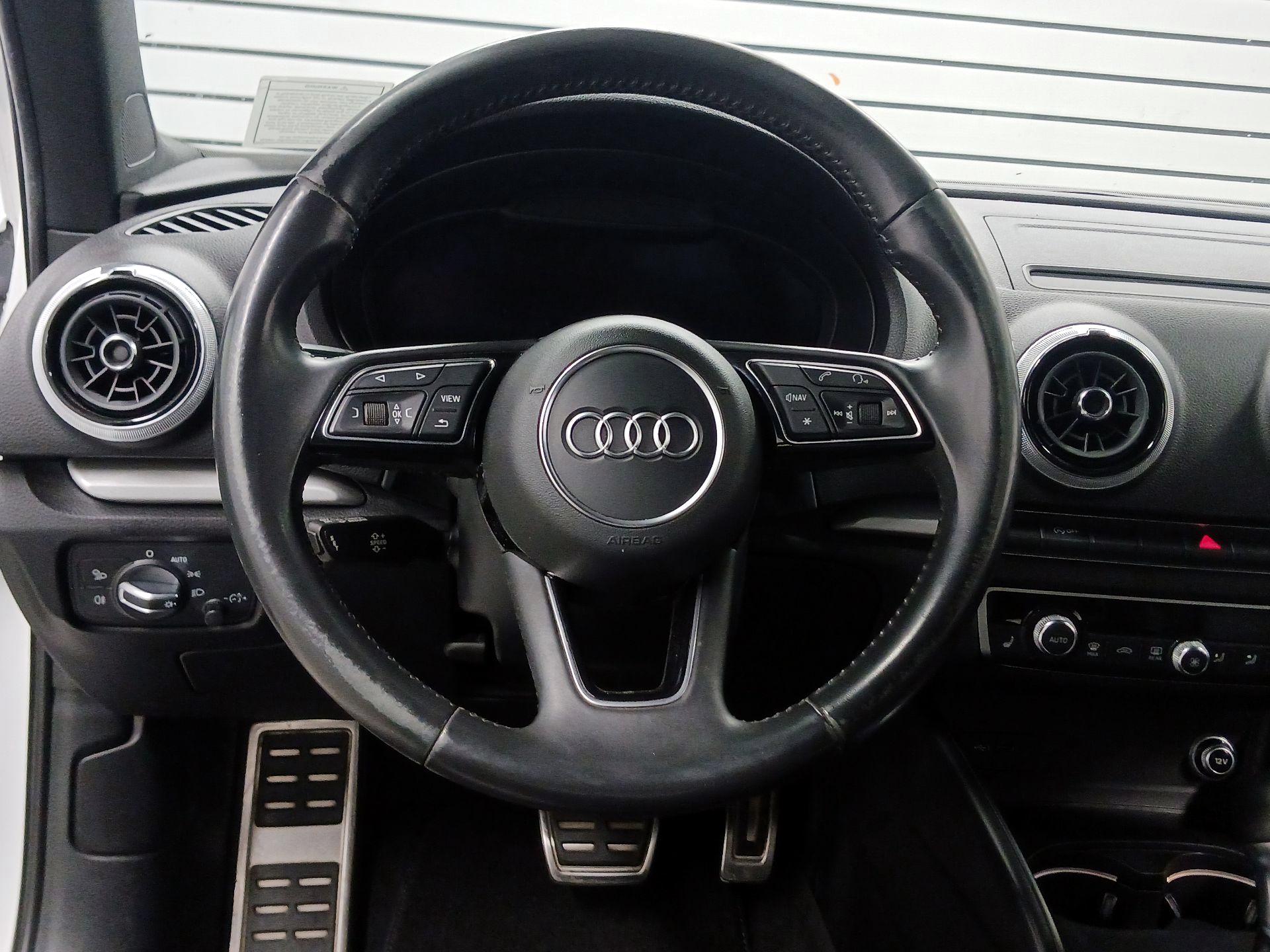 Thumbnail: 2018 Audi A3 - 10
