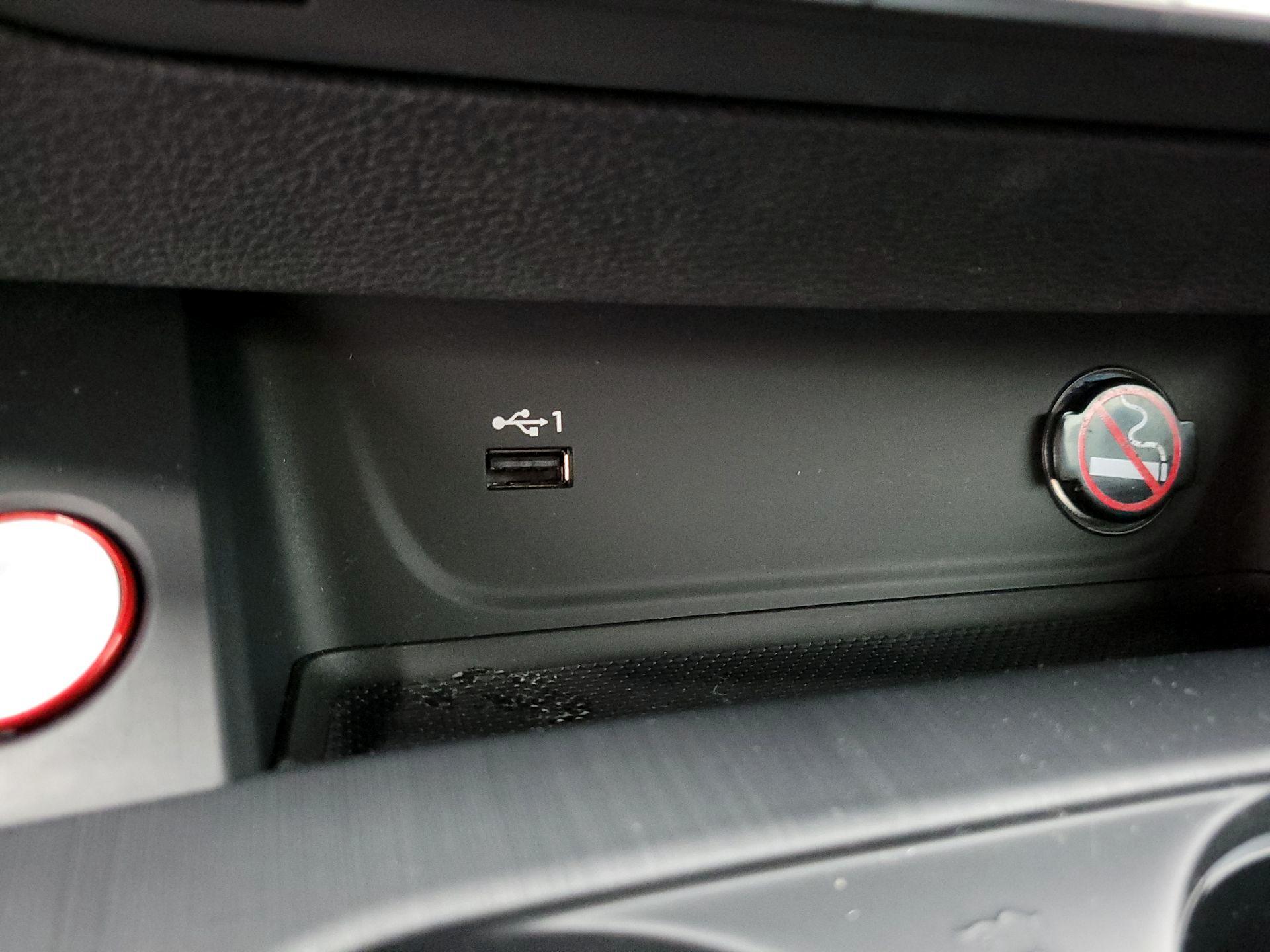 Thumbnail: 2019 Audi RS 5 - 19