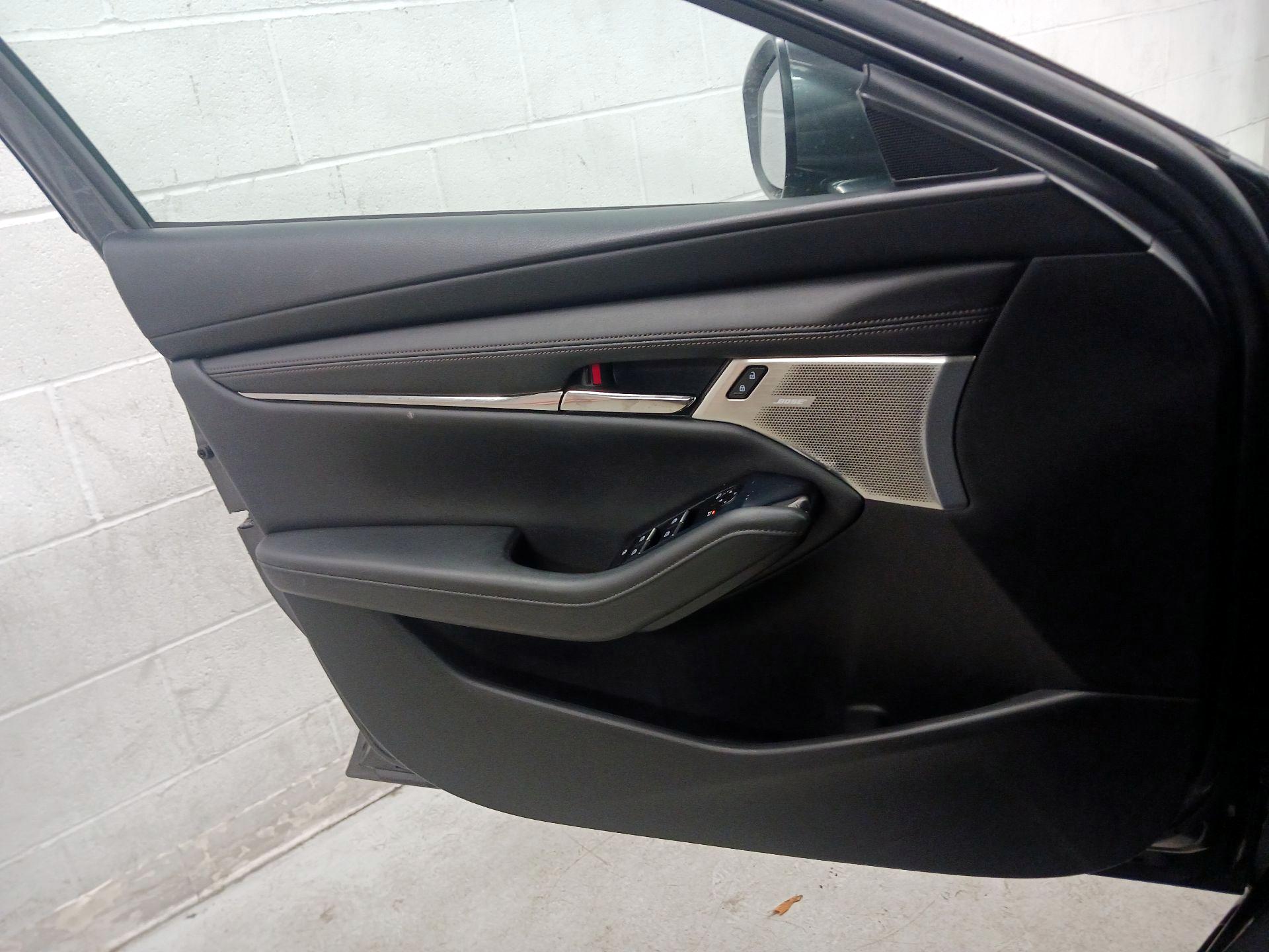 Thumbnail: 2020 Mazda Mazda3 - 12