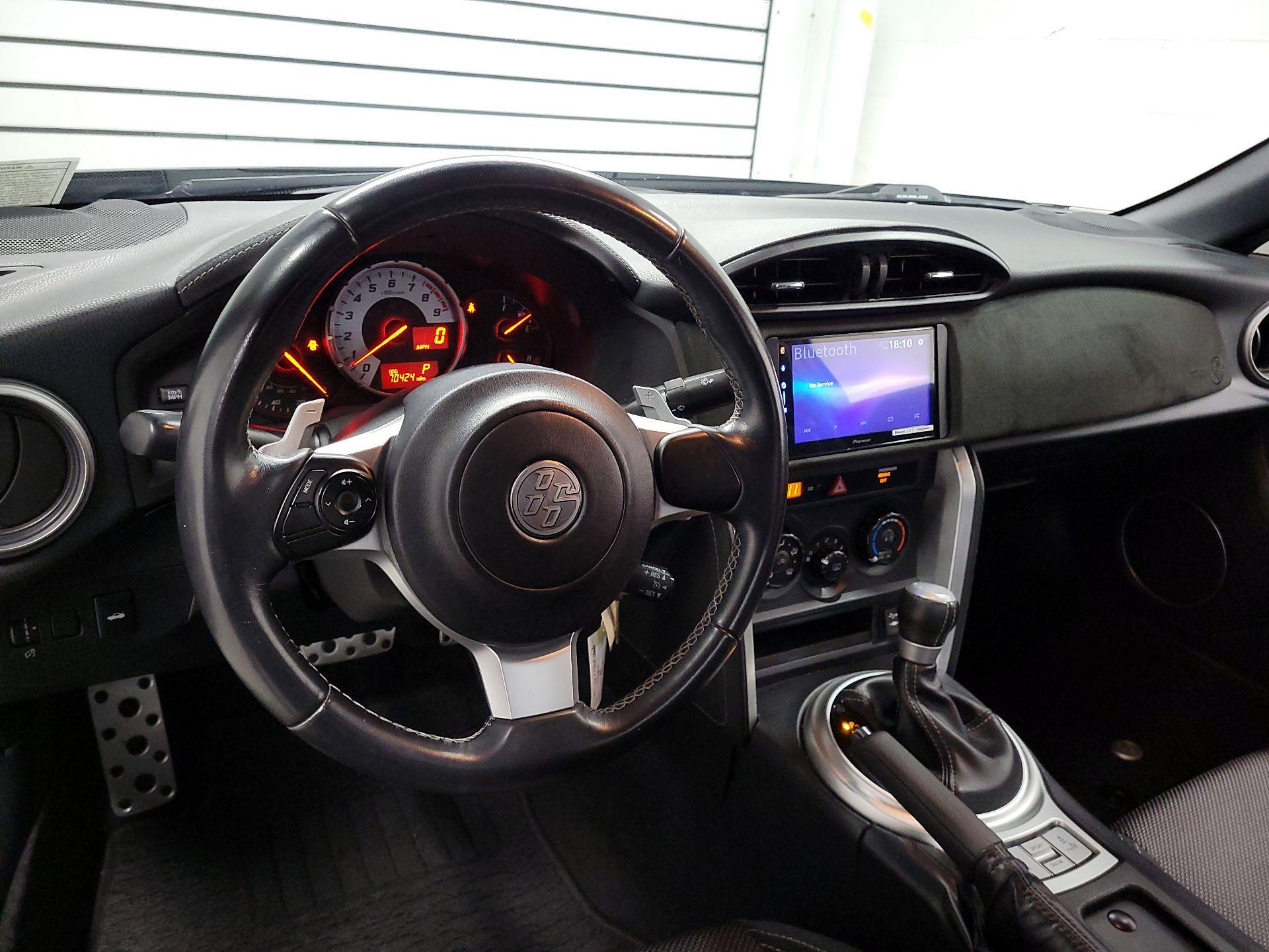 Thumbnail: 2017 Toyota 86 - 9