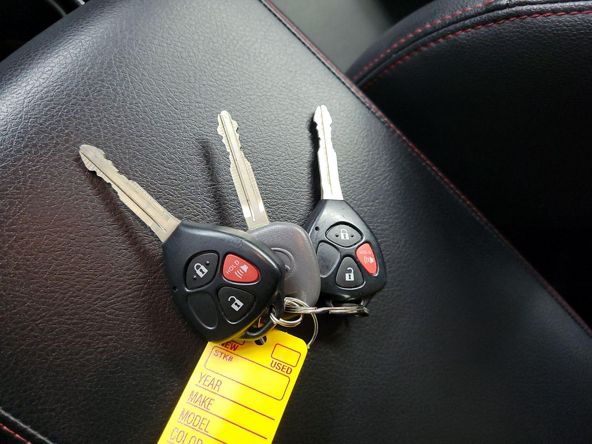 Thumbnail: 2019 Toyota 4Runner - 20