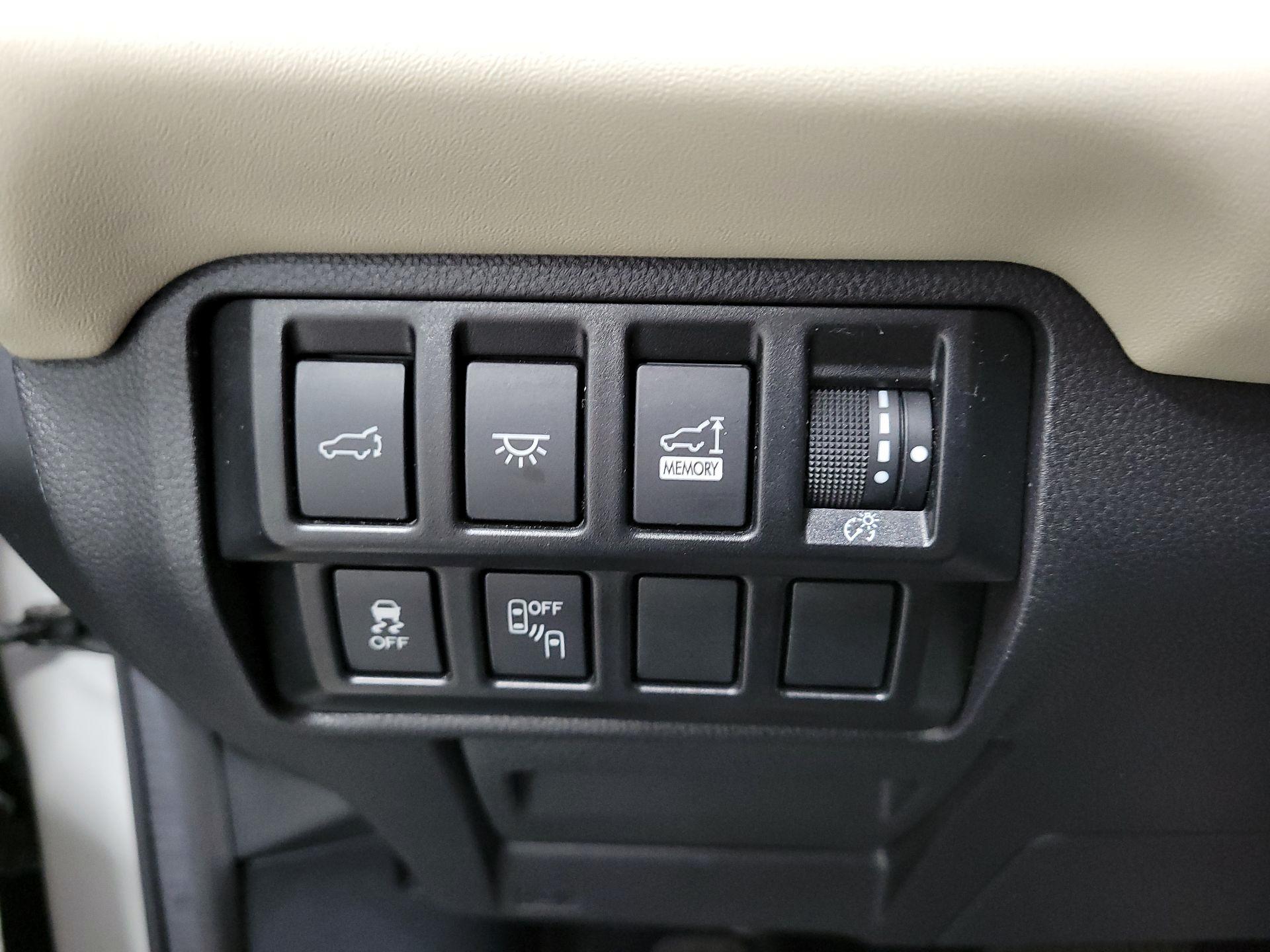 Thumbnail: 2022 Subaru Ascent - 11