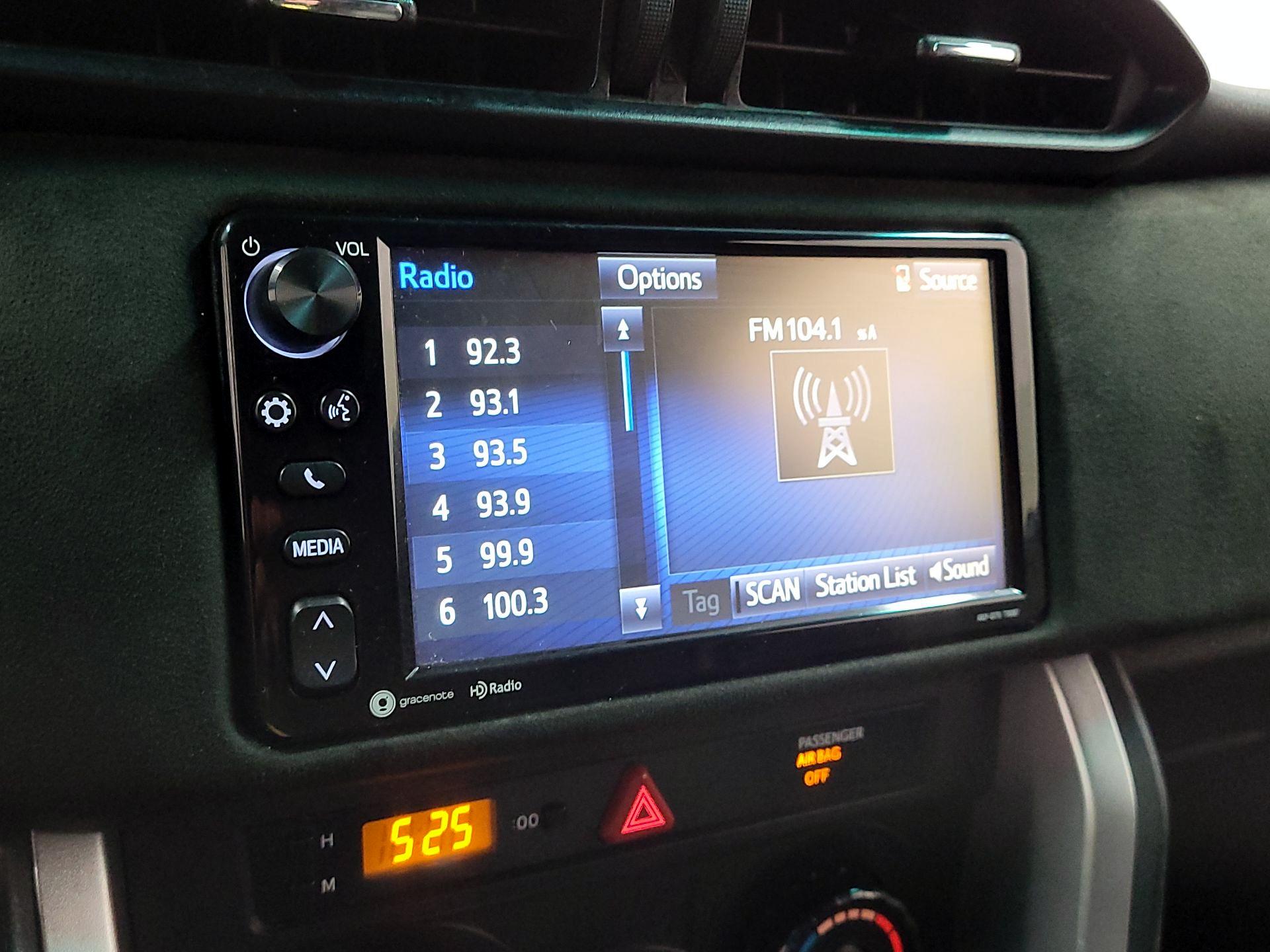 Thumbnail: 2017 Toyota 86 - 15