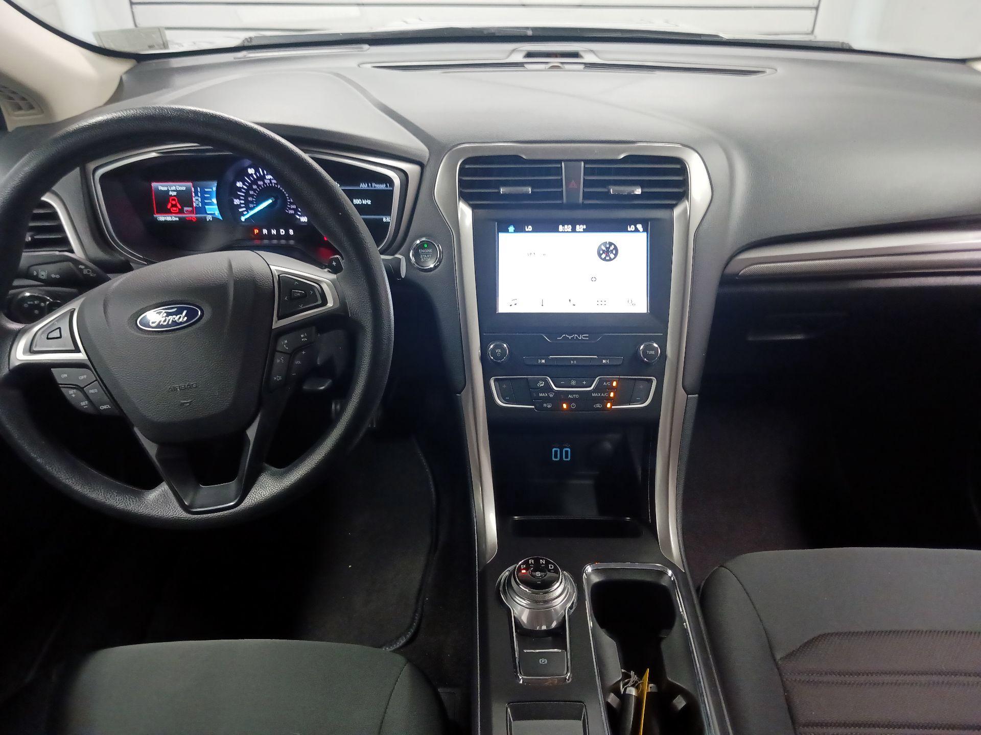 Thumbnail: 2019 Ford Fusion - 9