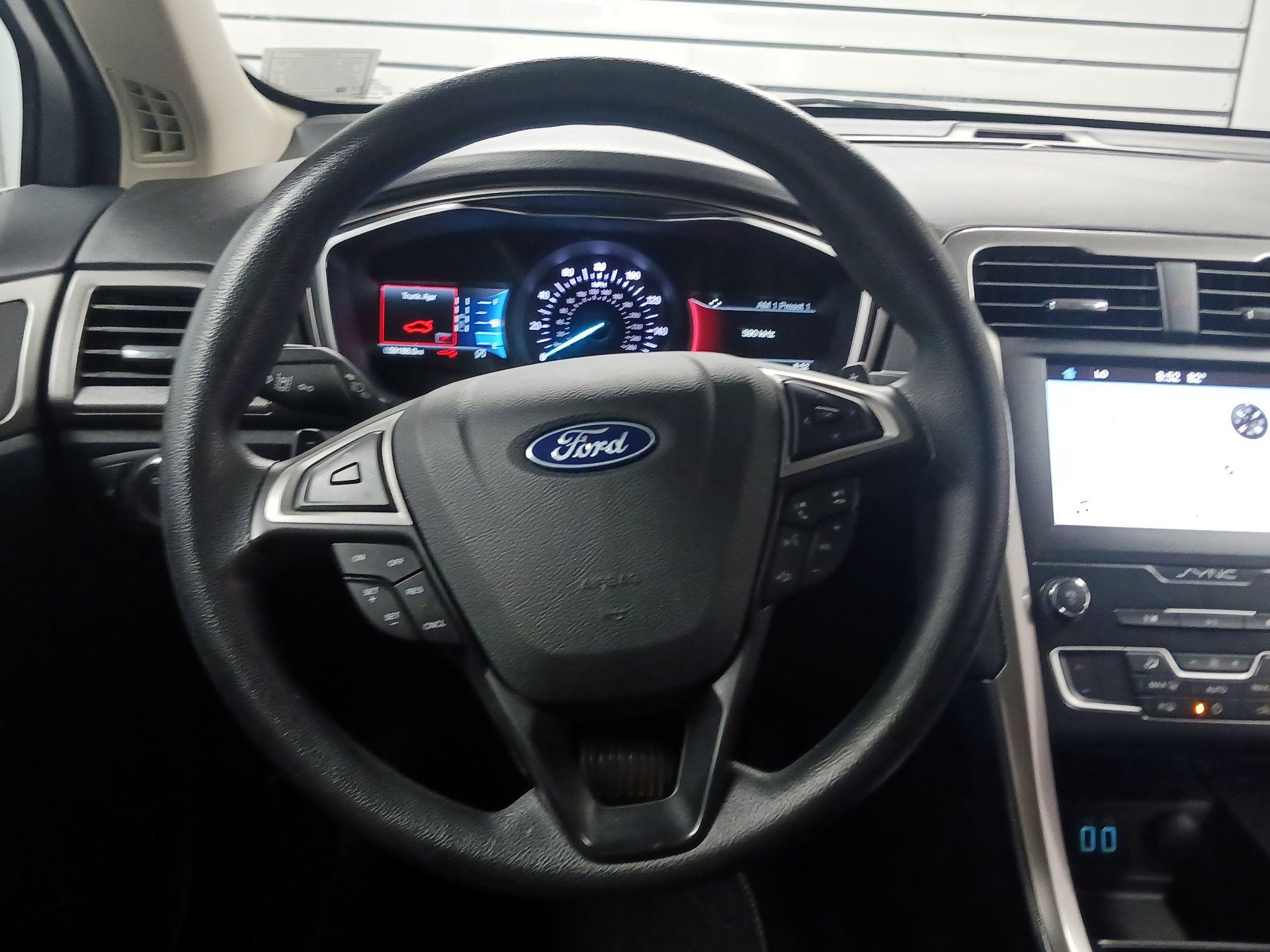 Thumbnail: 2019 Ford Fusion - 10