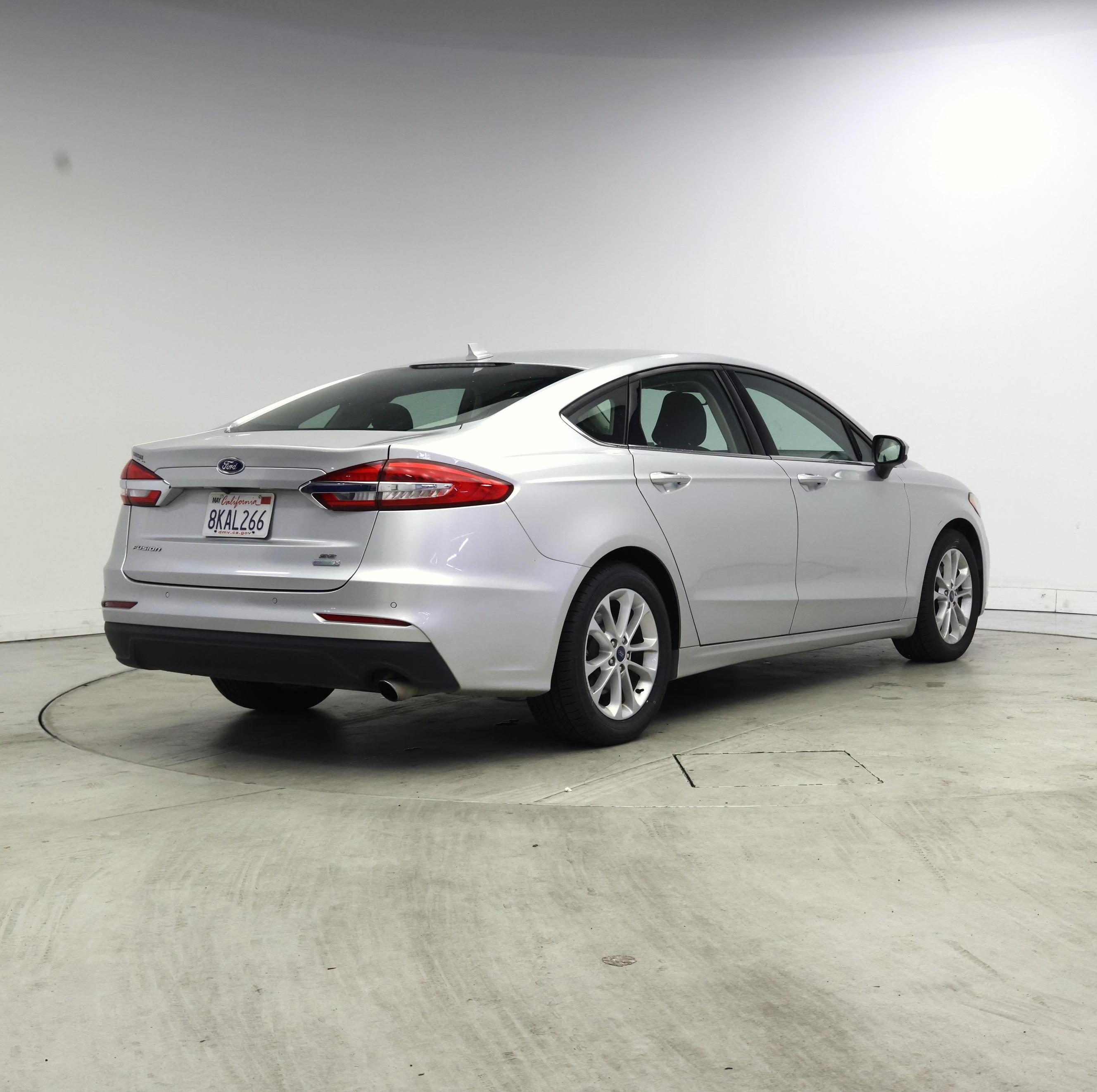Thumbnail: 2019 Ford Fusion - 8