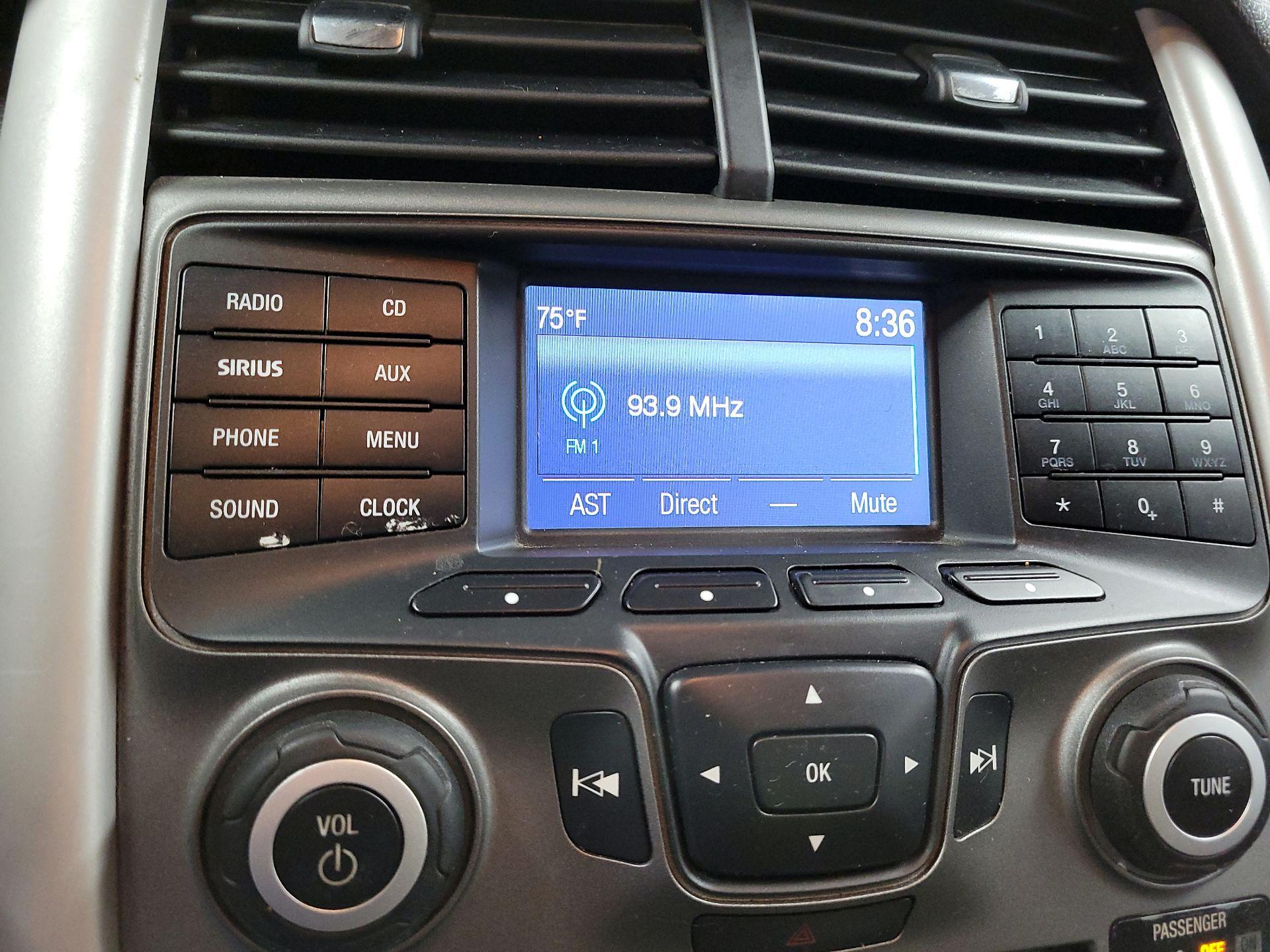 Thumbnail: 2014 Ford Edge - 14