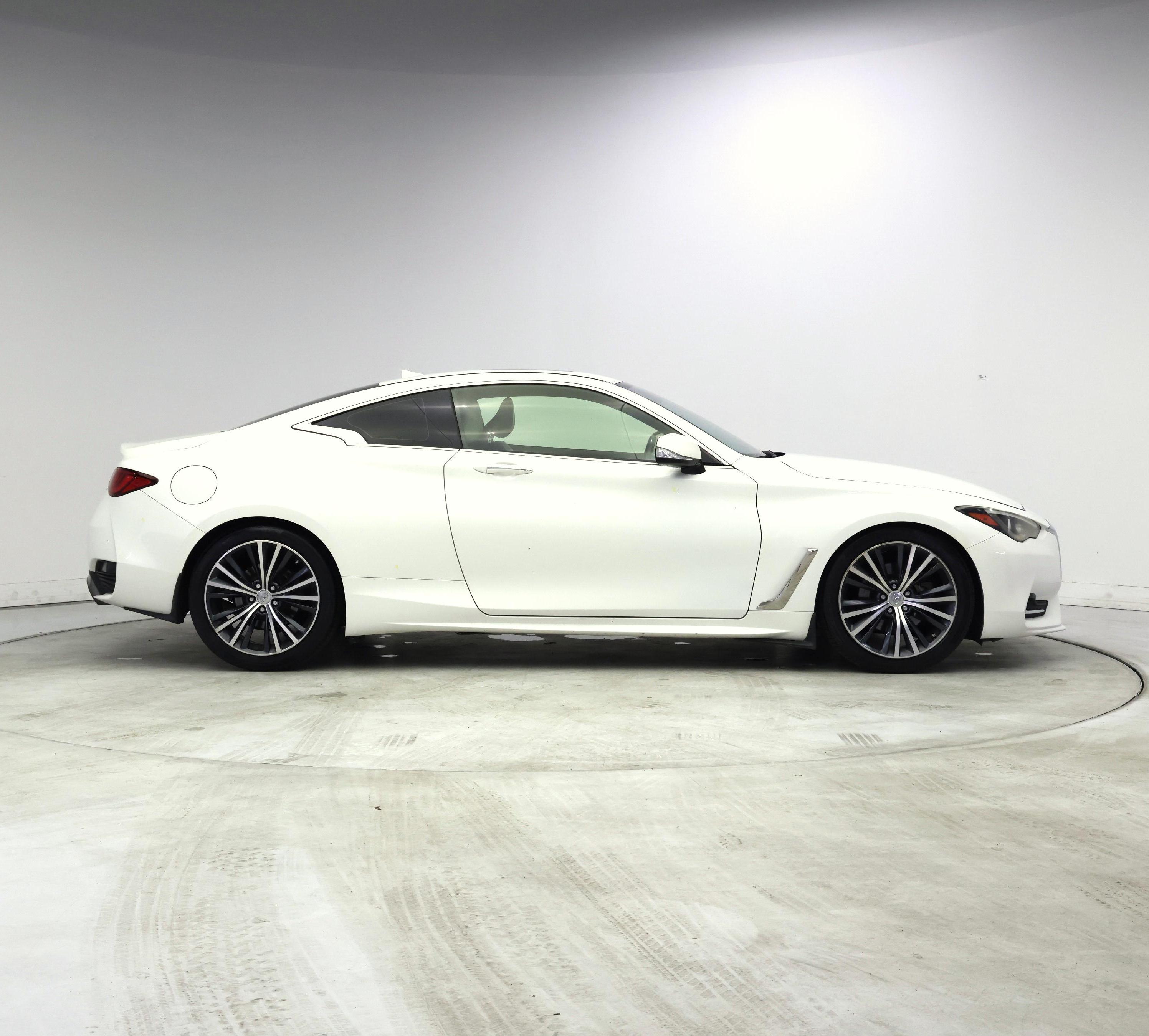 Thumbnail: 2017 INFINITI Q60 - 7