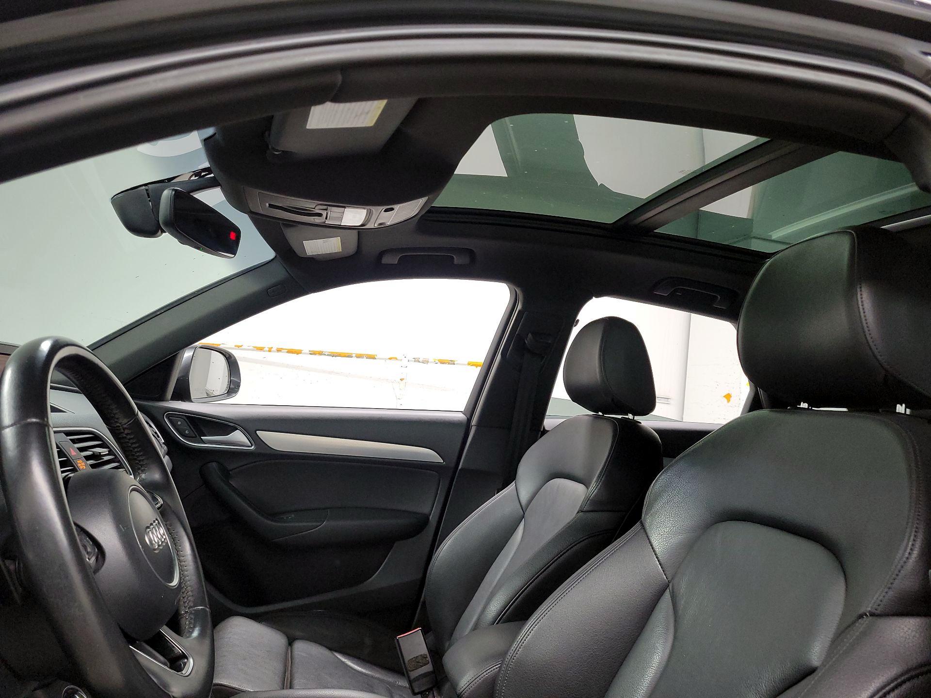 Thumbnail: 2018 Audi Q3 - 19