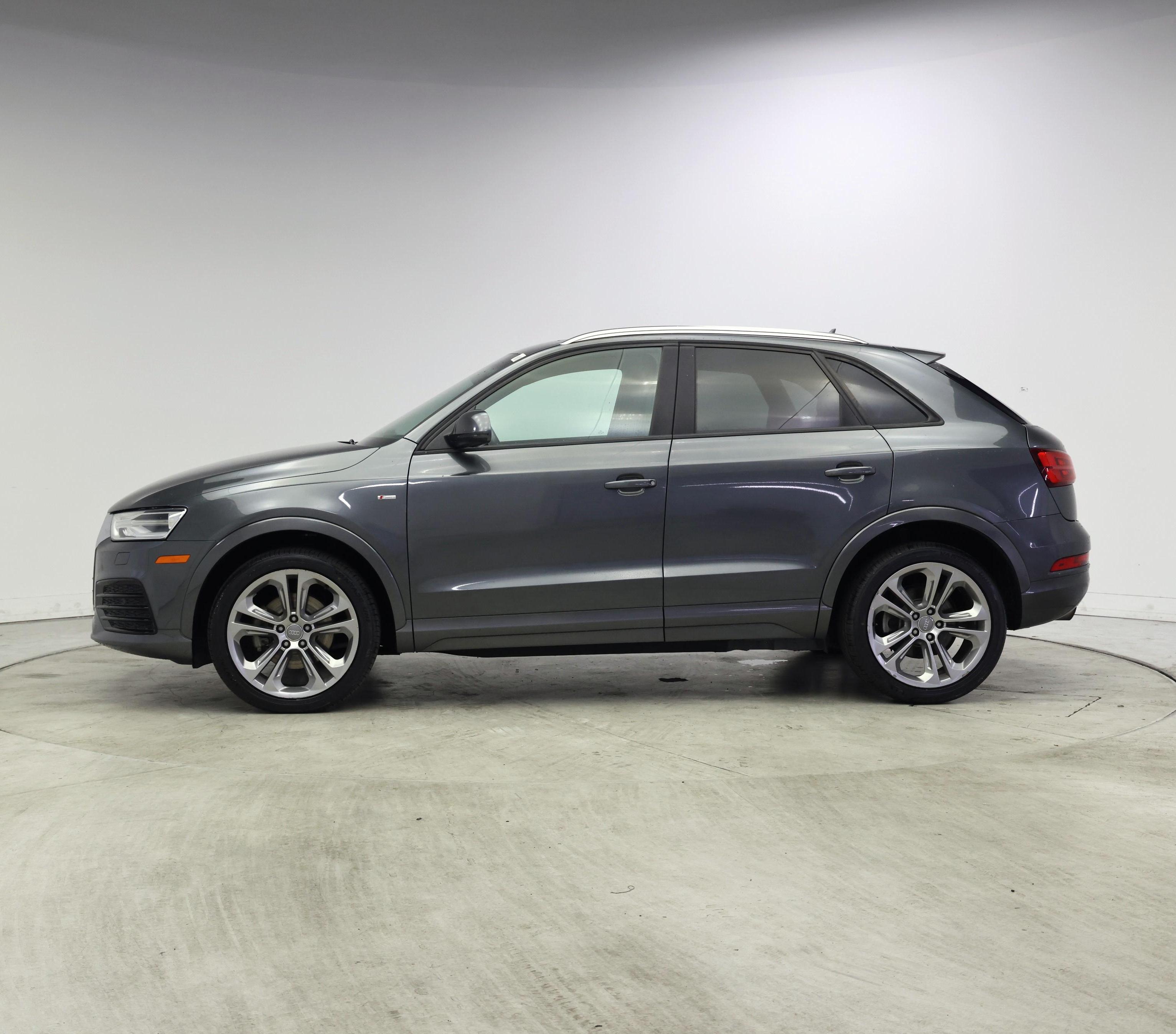 Thumbnail: 2018 Audi Q3 - 3