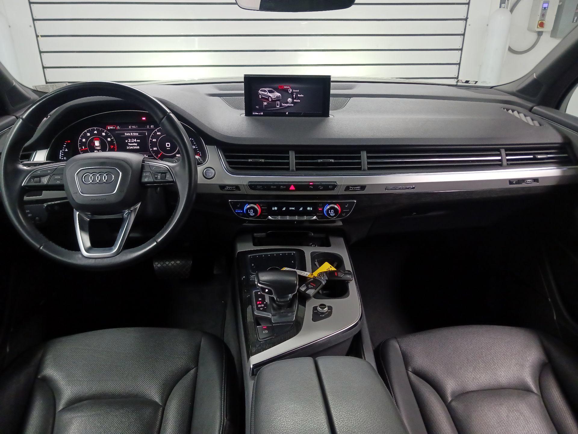 Thumbnail: 2019 Audi Q7 - 9