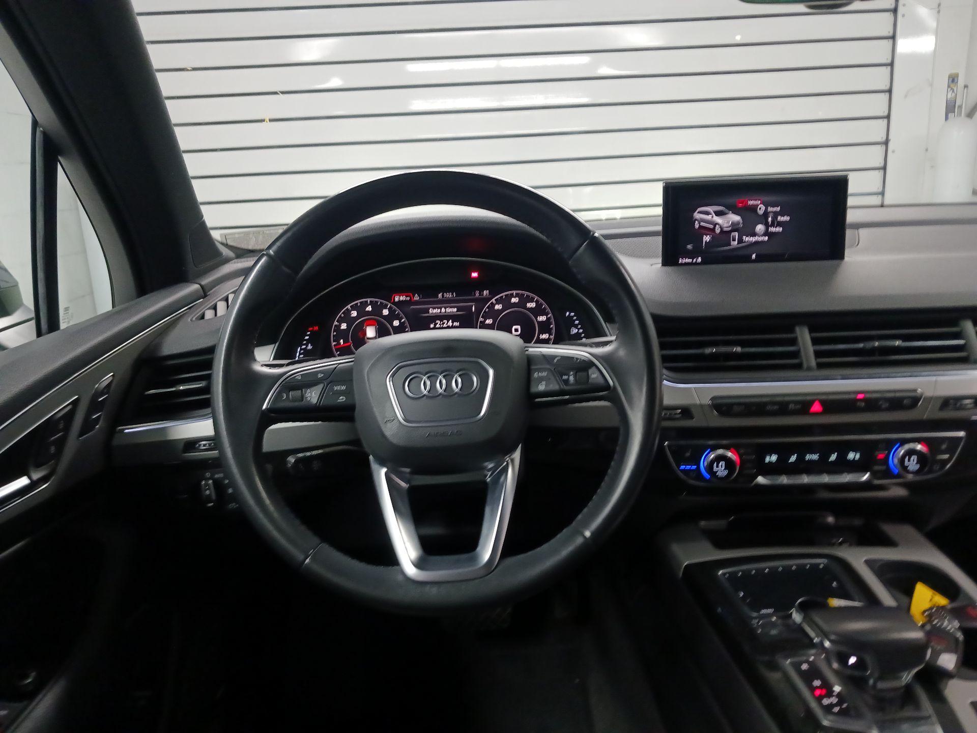 Thumbnail: 2019 Audi Q7 - 10