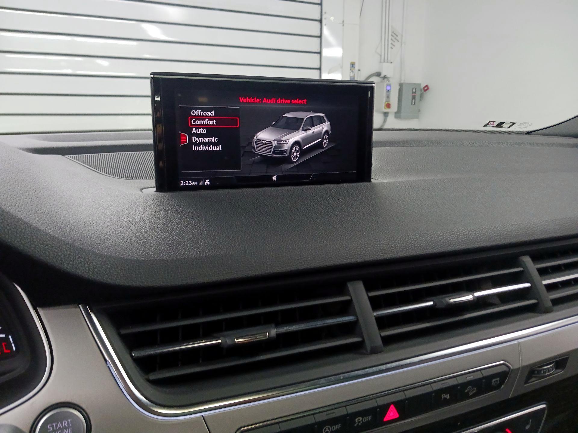 Thumbnail: 2019 Audi Q7 - 15