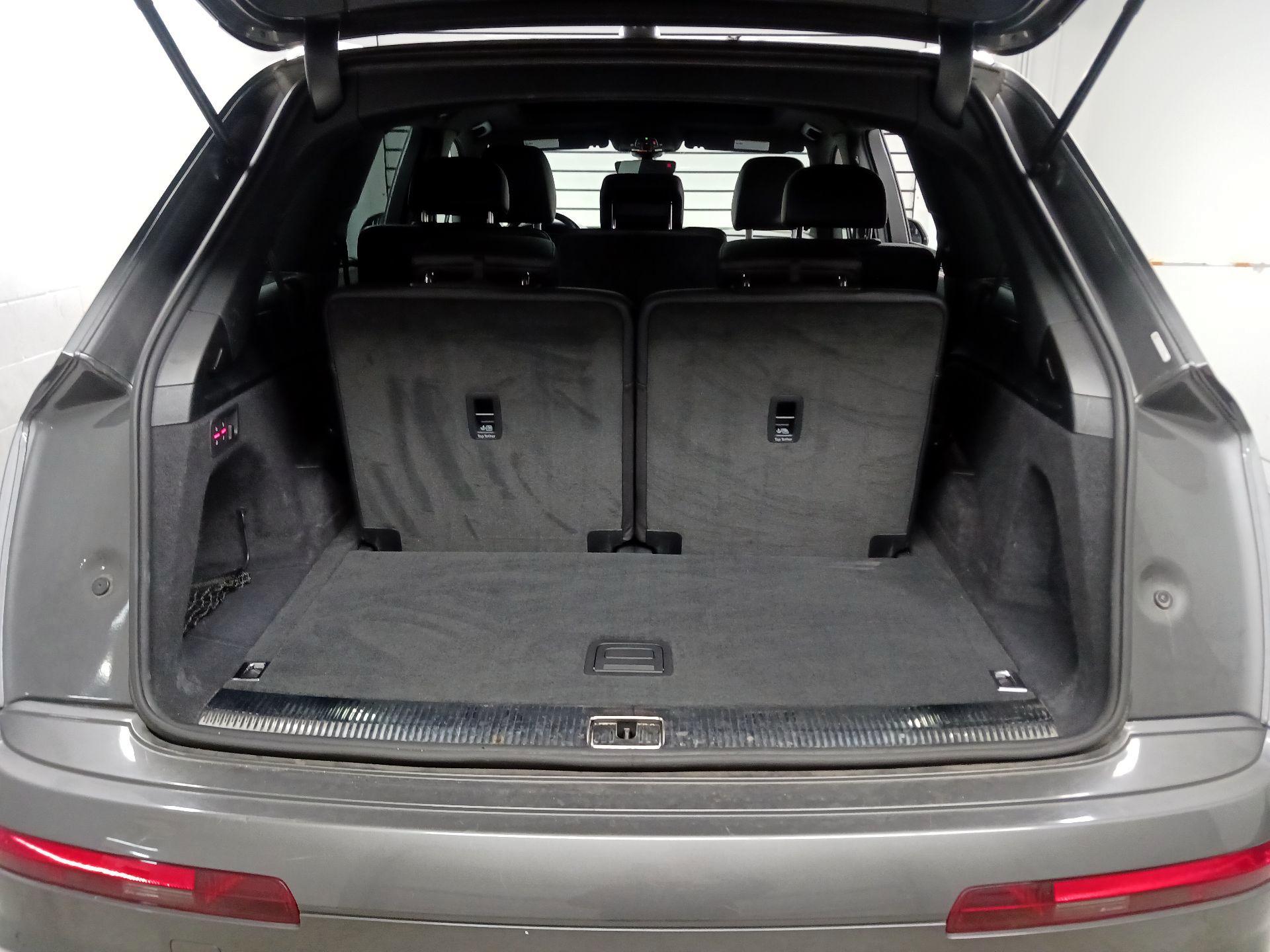 Thumbnail: 2019 Audi Q7 - 20