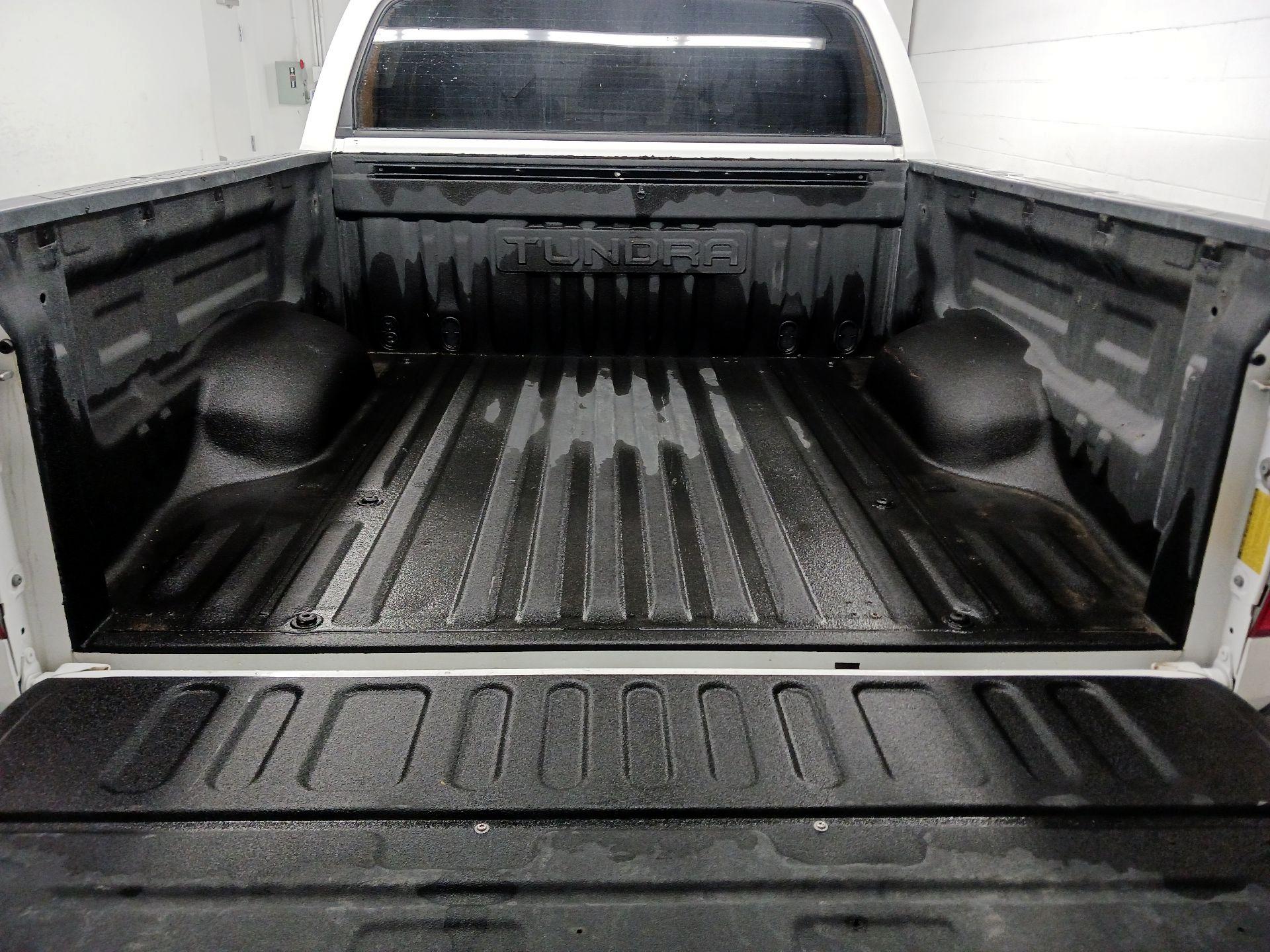 Thumbnail: 2021 Toyota Tundra - 15