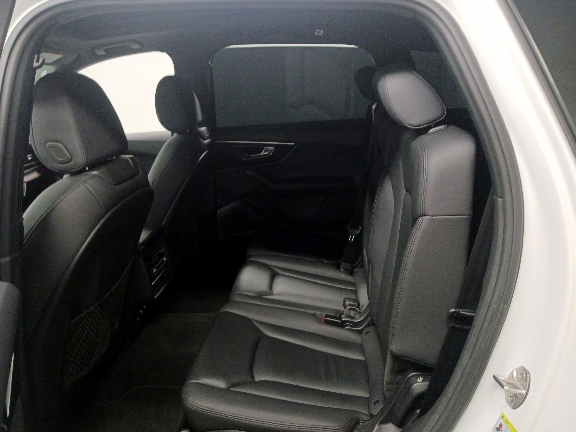 Thumbnail: 2021 Audi Q7 - 16