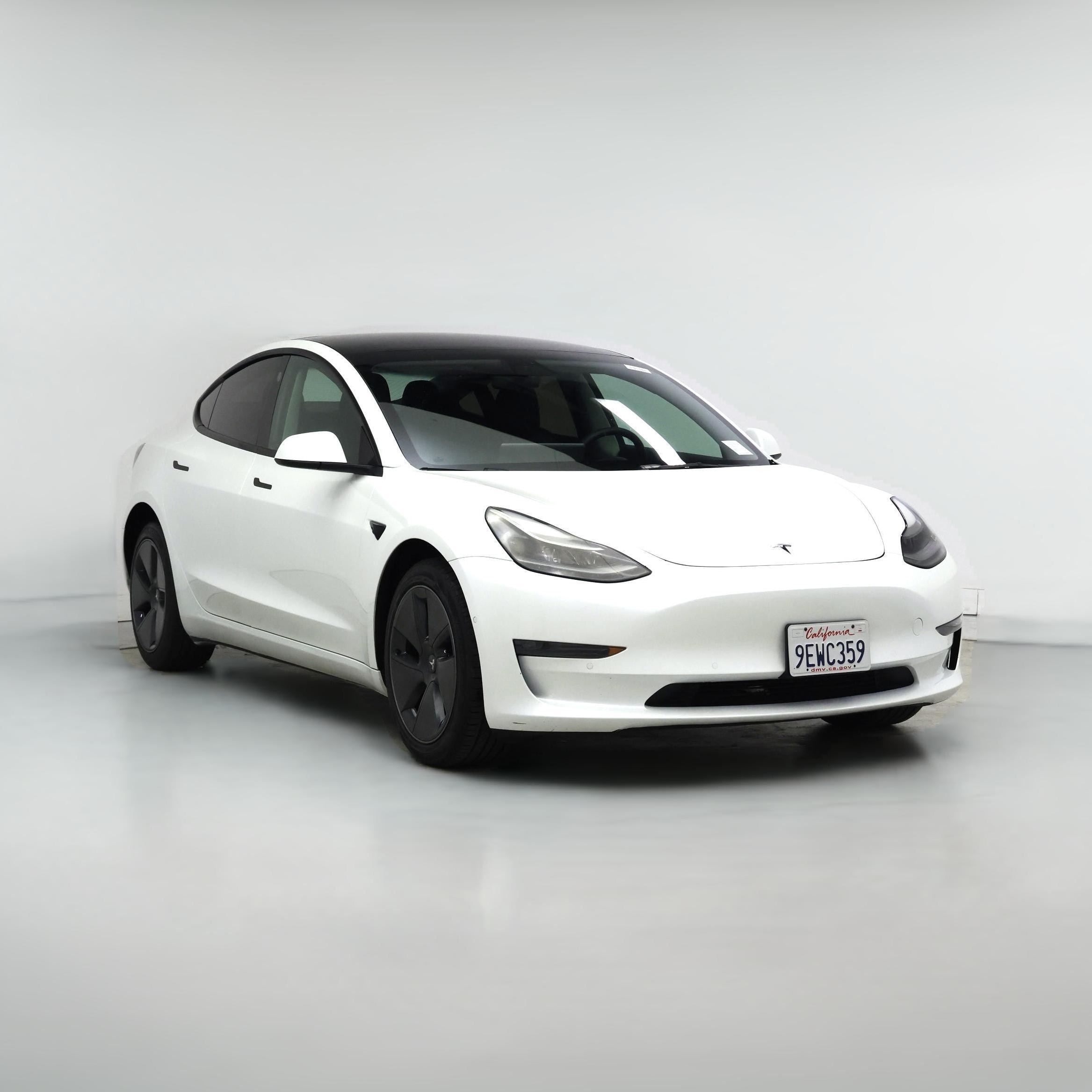 Thumbnail: 2021 Tesla Model 3 - 1