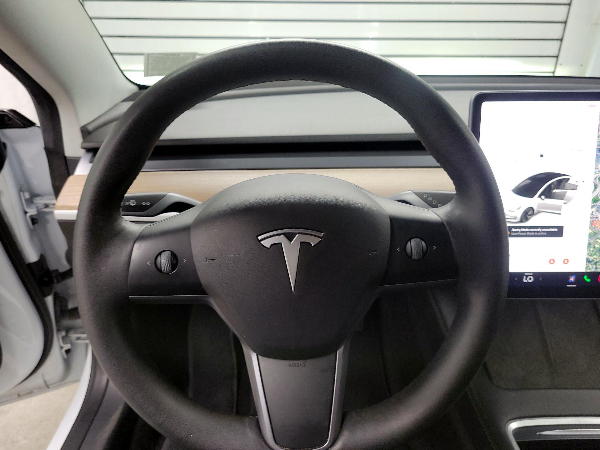Thumbnail: 2021 Tesla Model 3 - 10