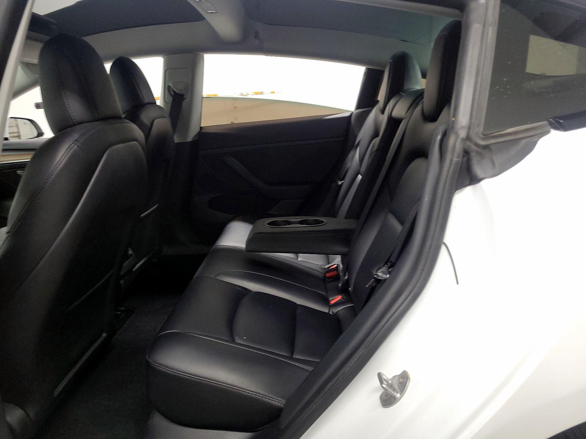 Thumbnail: 2021 Tesla Model 3 - 20