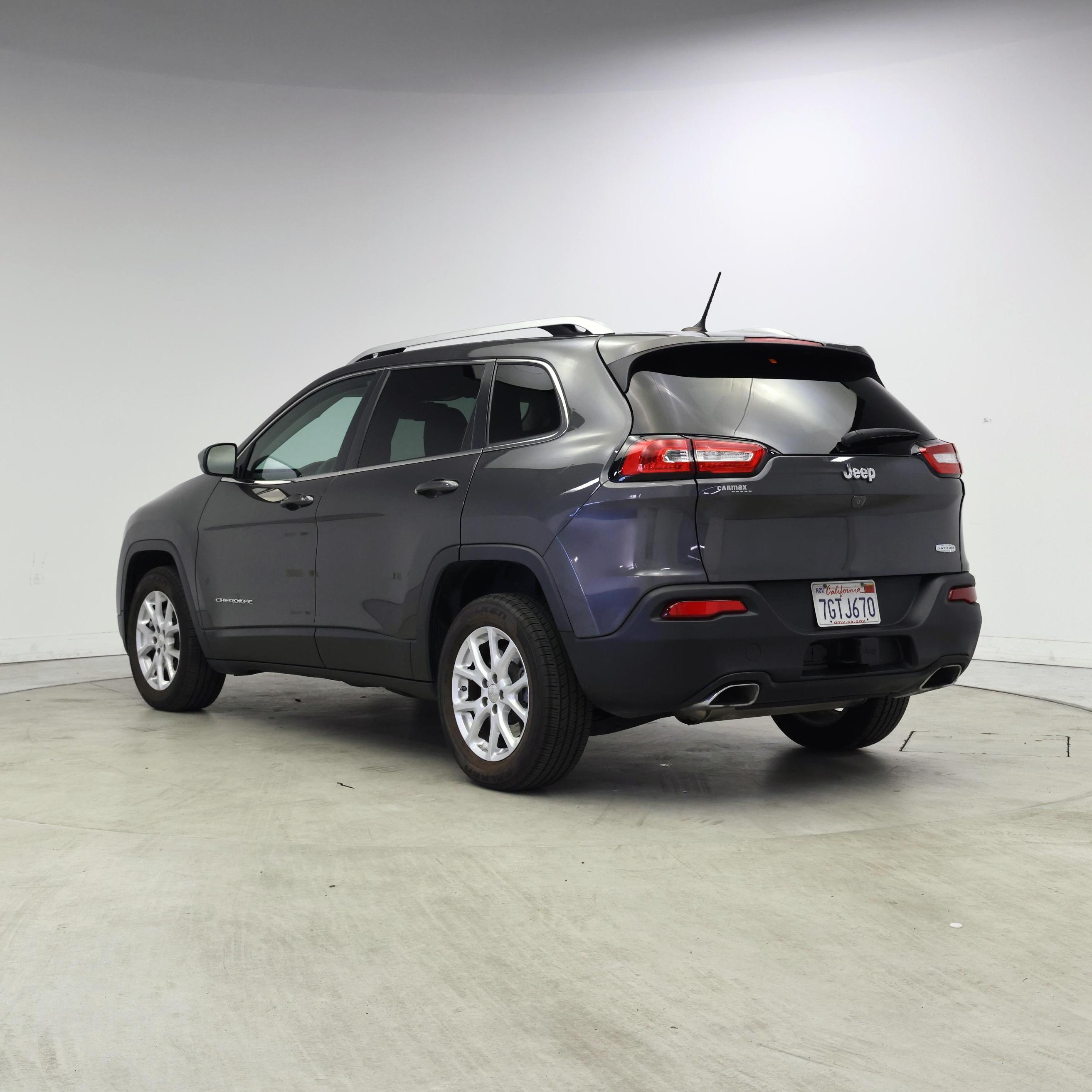 Thumbnail: 2015 Jeep Cherokee - 2