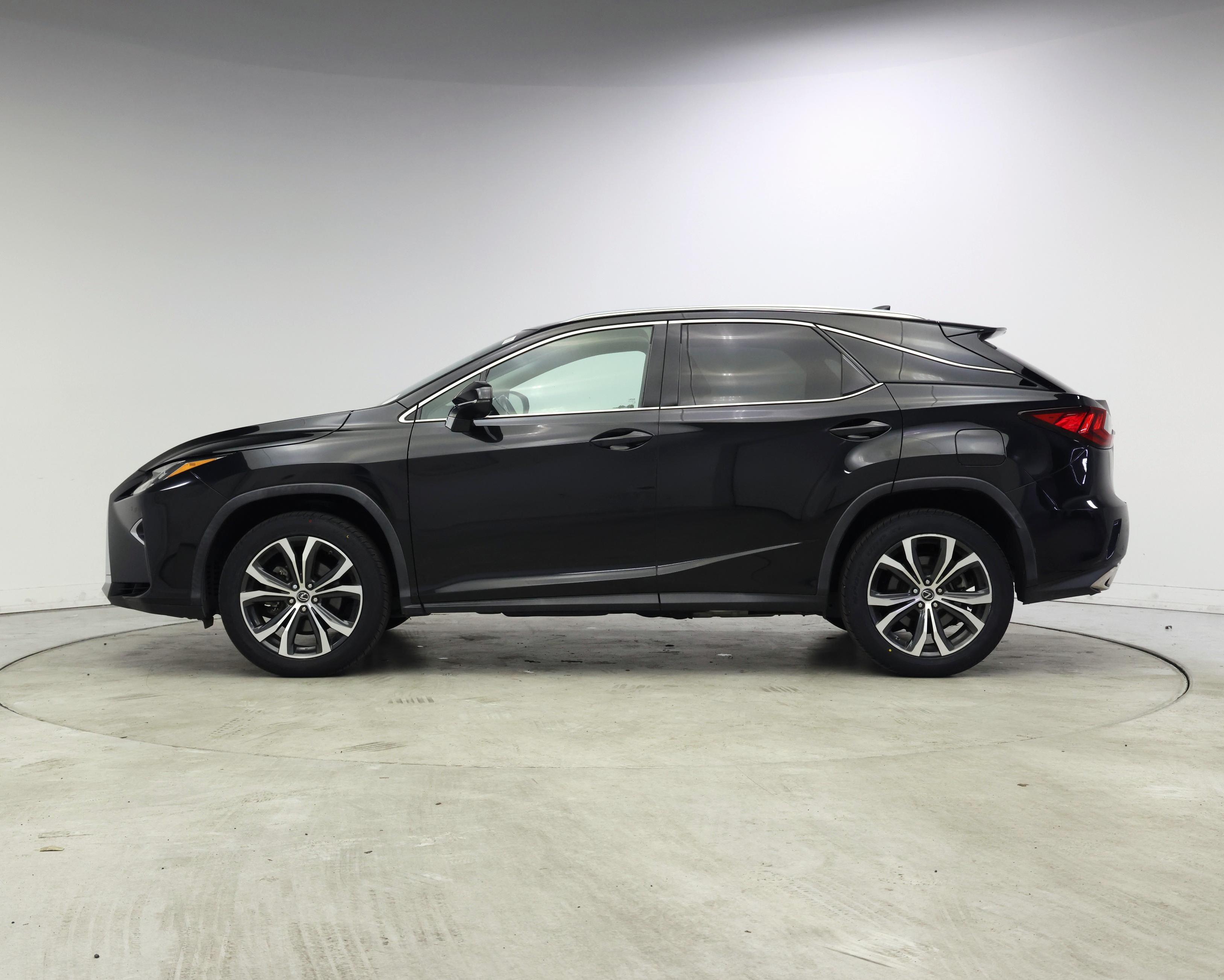 Thumbnail: 2018 Lexus RX - 3