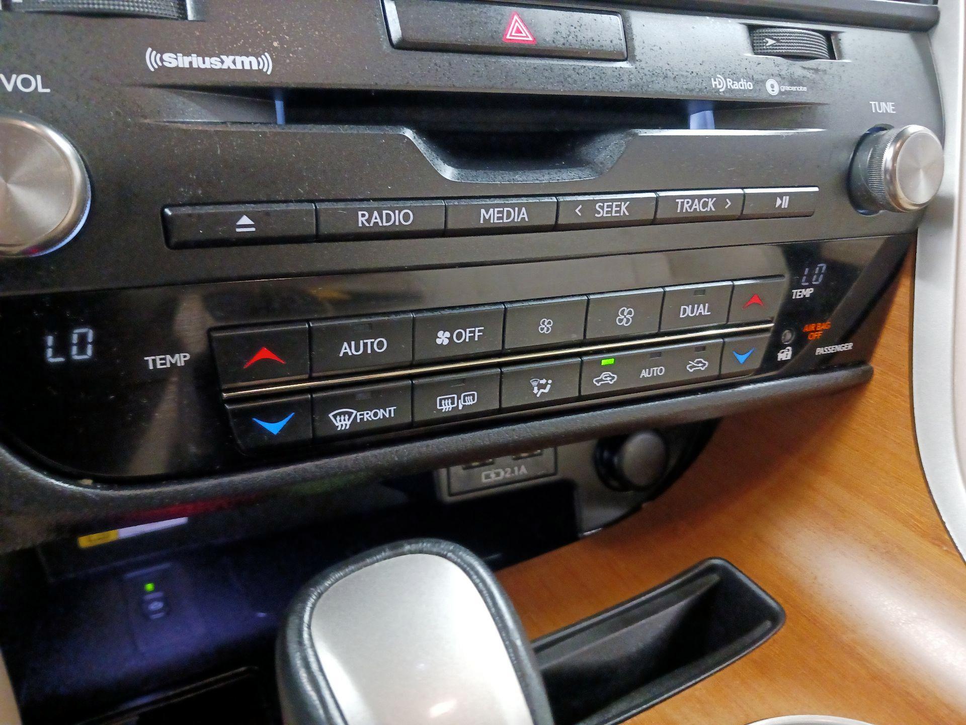 Thumbnail: 2022 Lexus RX - 14