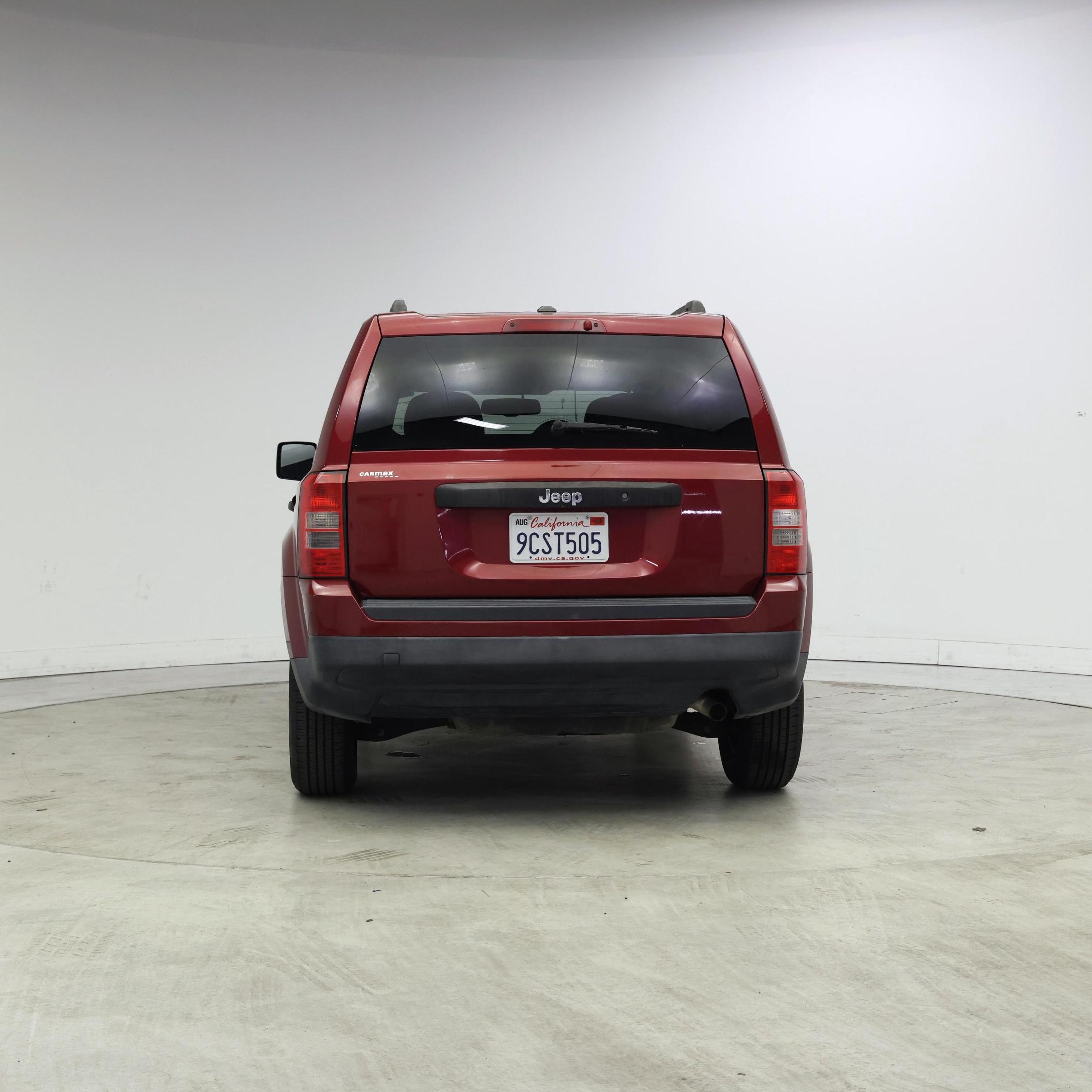 Thumbnail: 2016 Jeep Patriot - 6