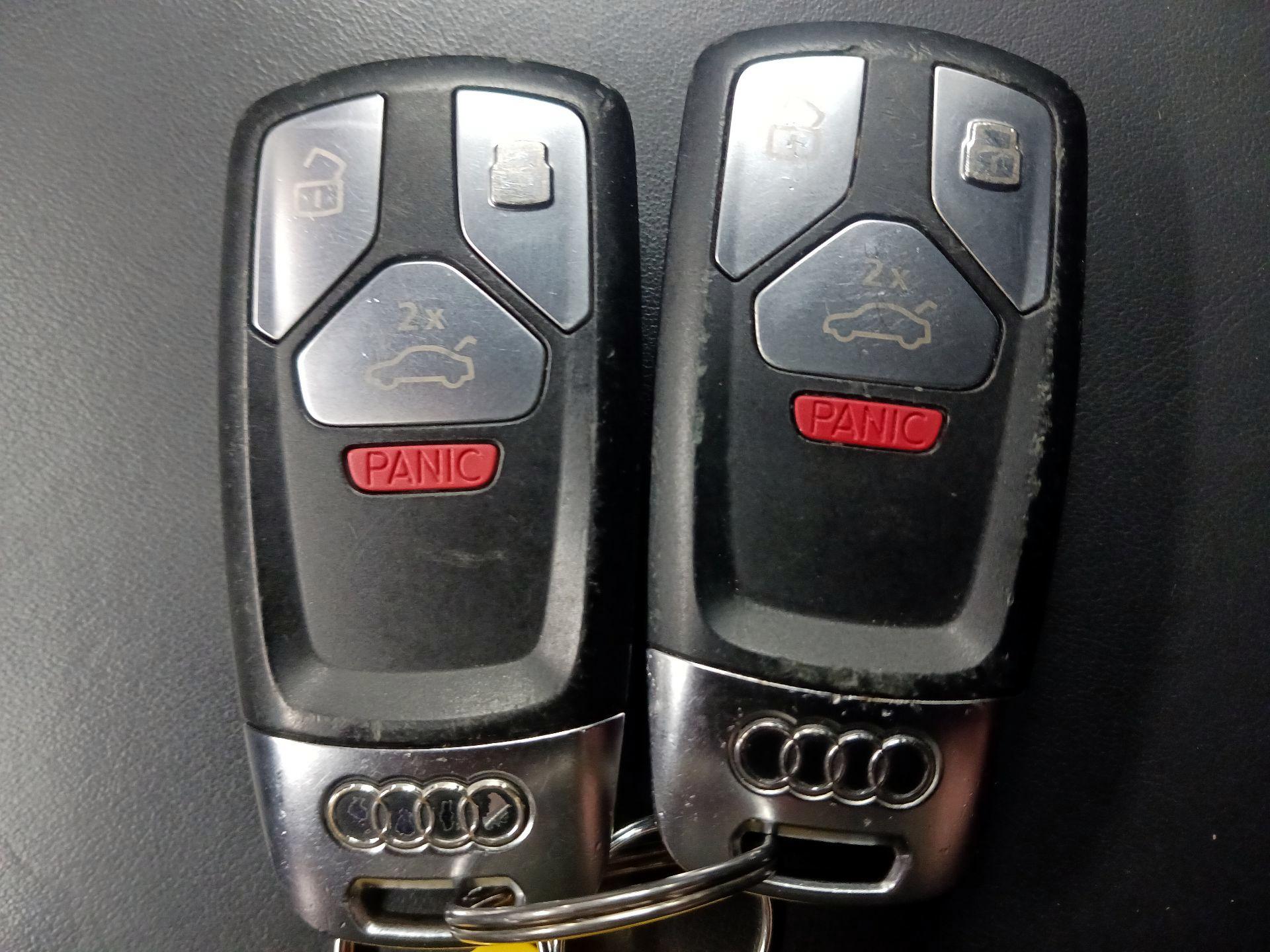 Thumbnail: 2022 Audi SQ5 - 19