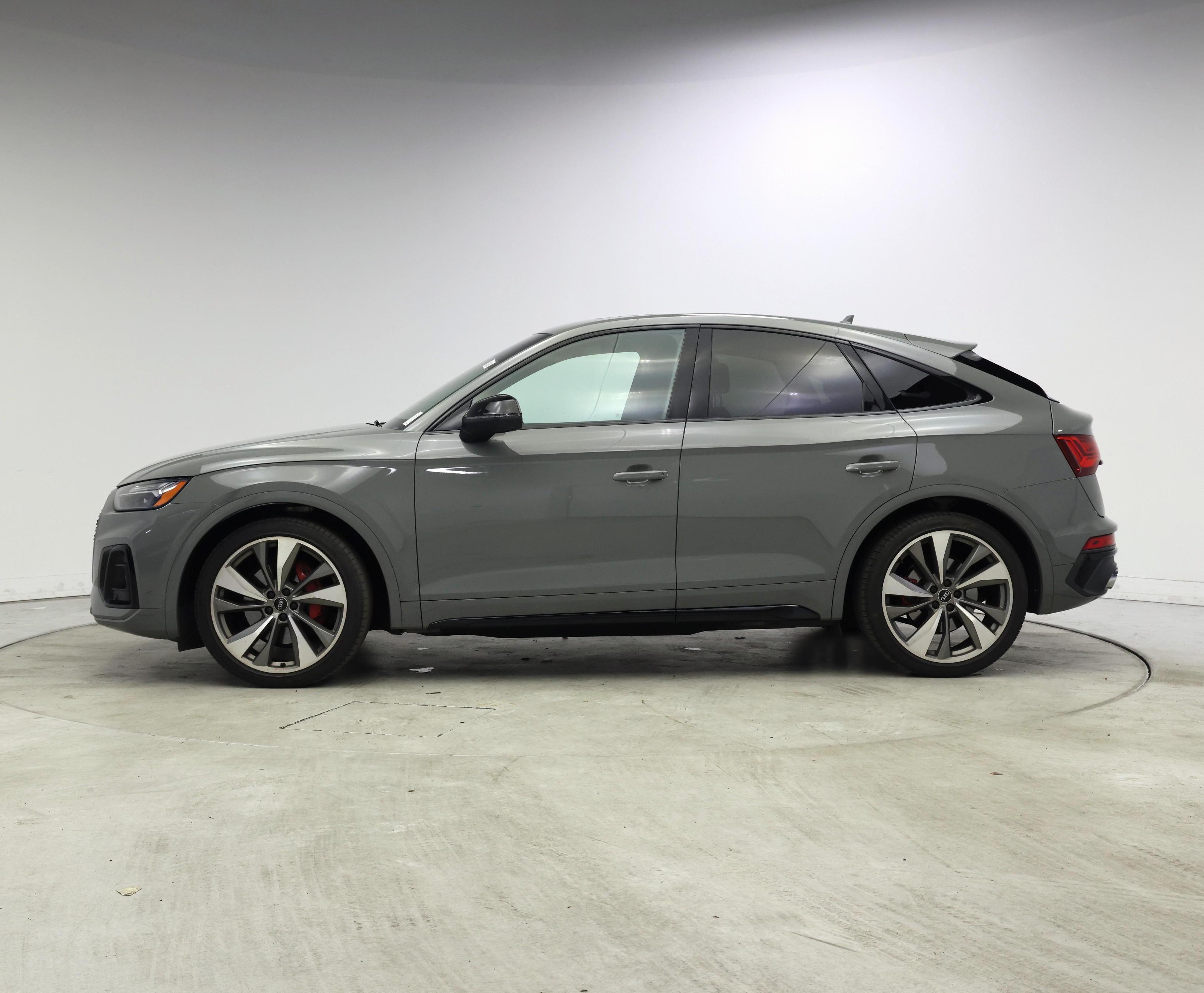 Thumbnail: 2022 Audi SQ5 - 3