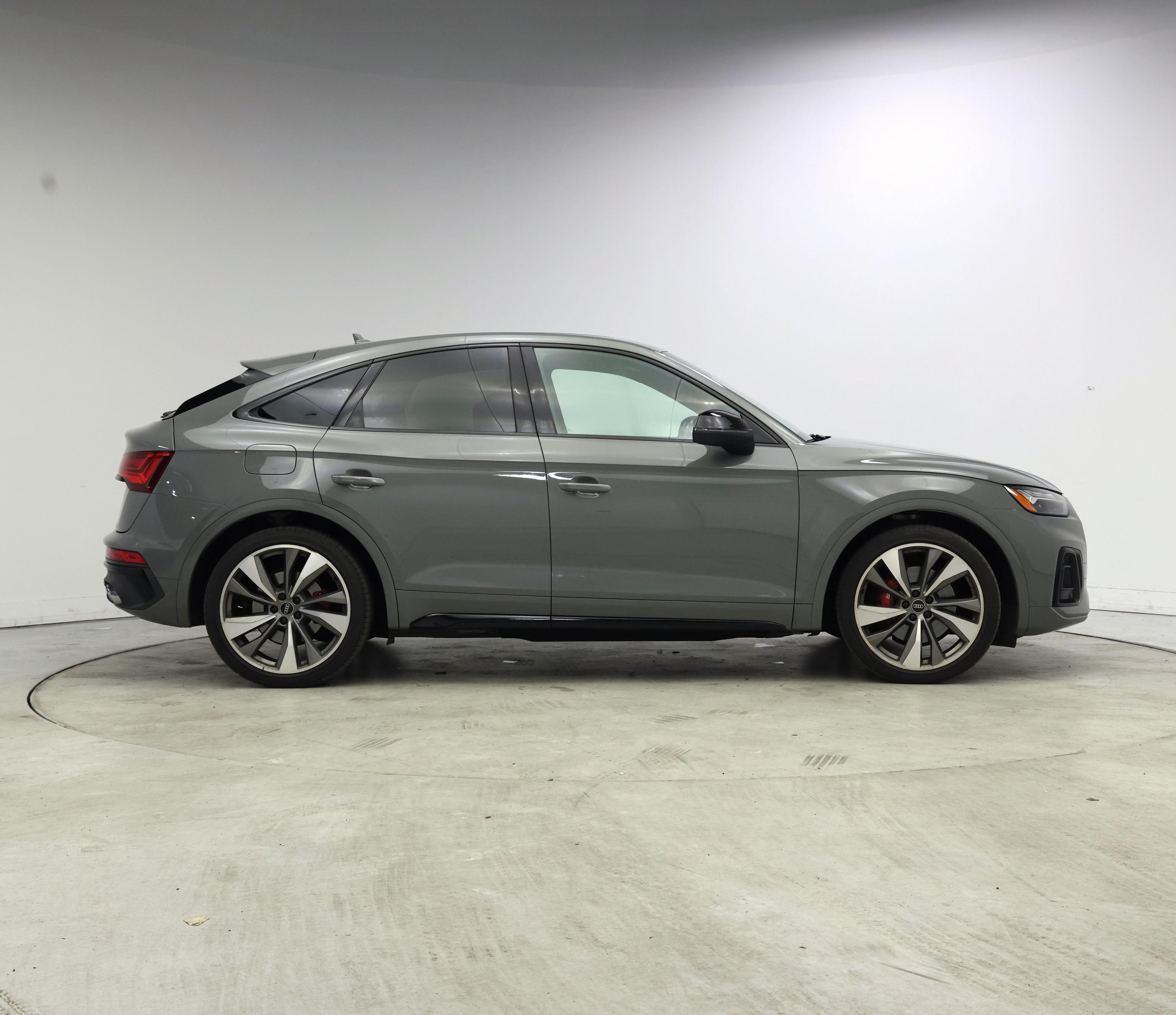 Thumbnail: 2022 Audi SQ5 - 7