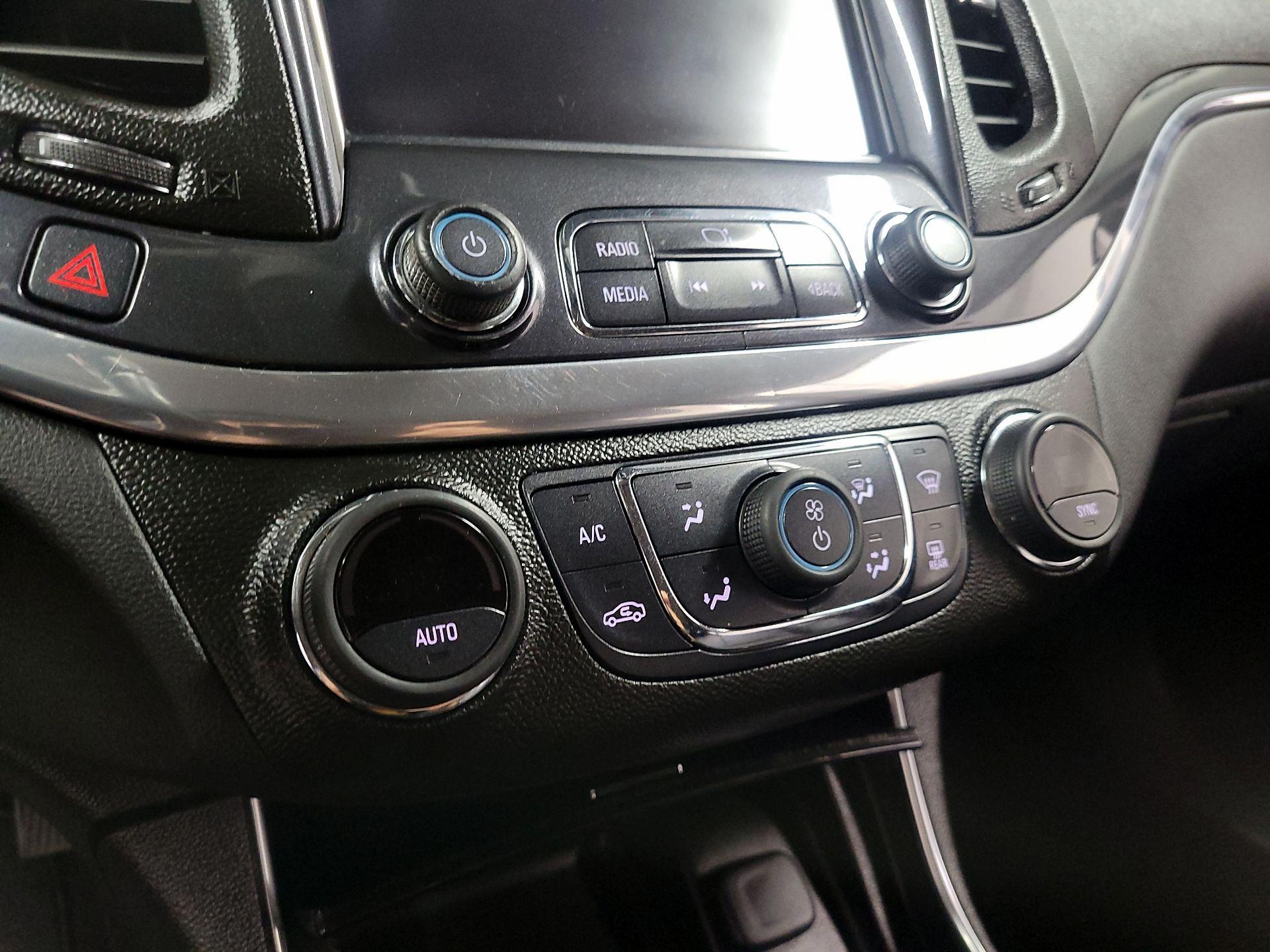 Thumbnail: 2017 Chevrolet Impala - 14