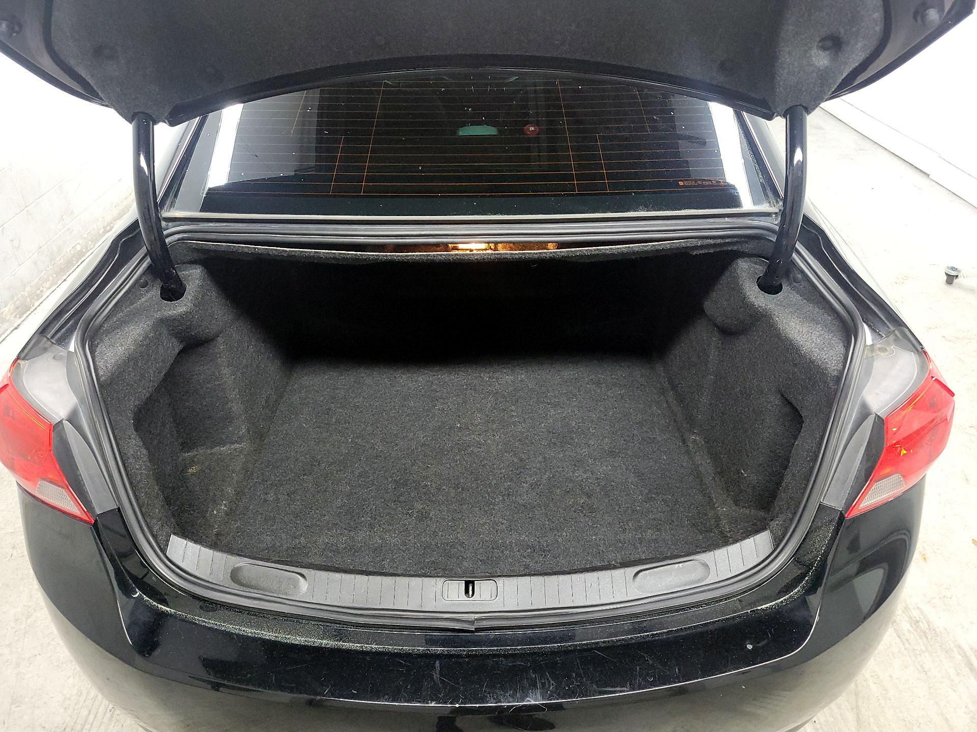 Thumbnail: 2017 Chevrolet Impala - 17