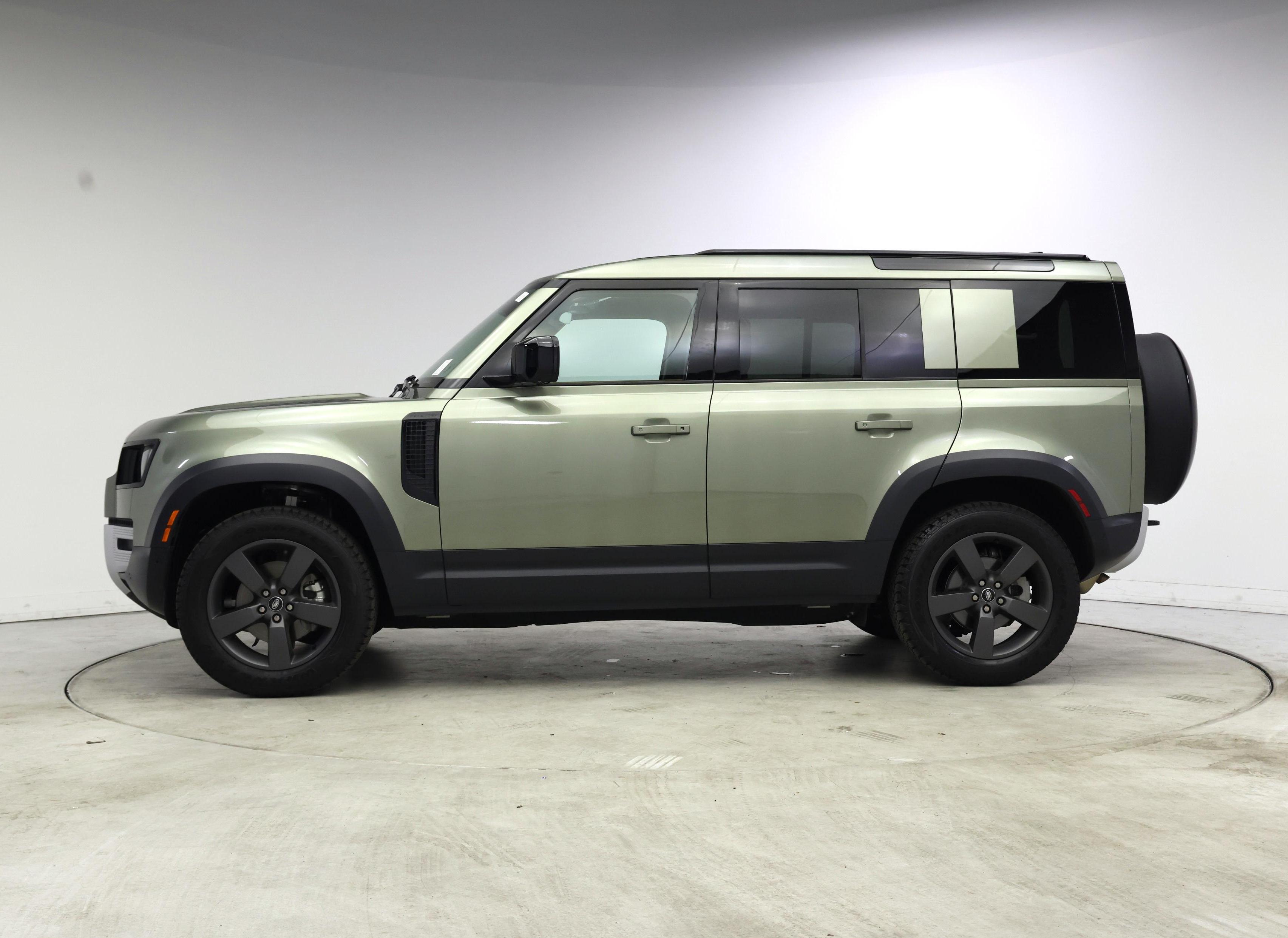 Thumbnail: 2025 Land Rover Defender - 3