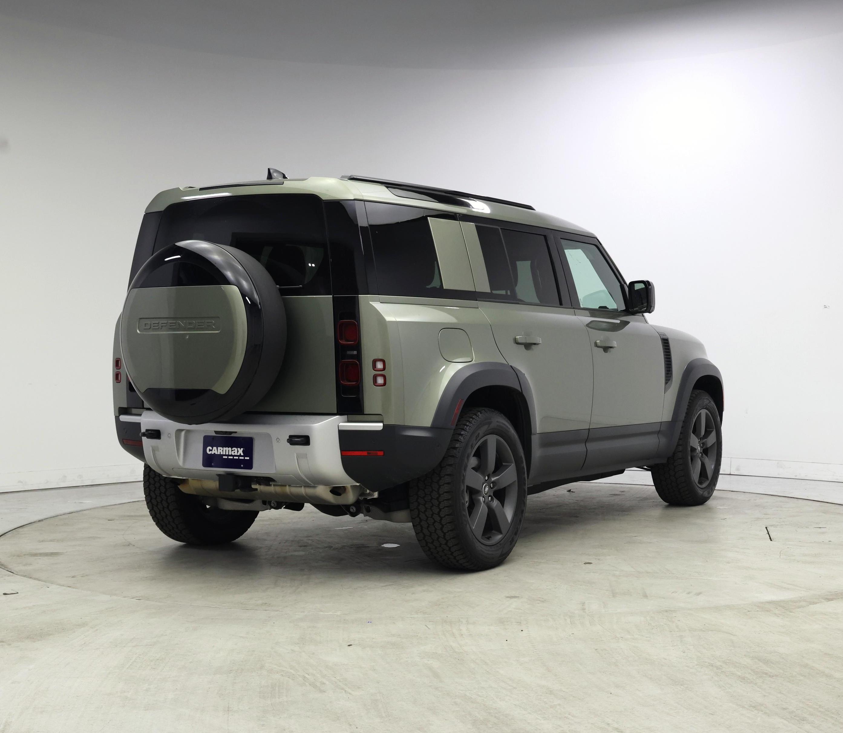 Thumbnail: 2025 Land Rover Defender - 8