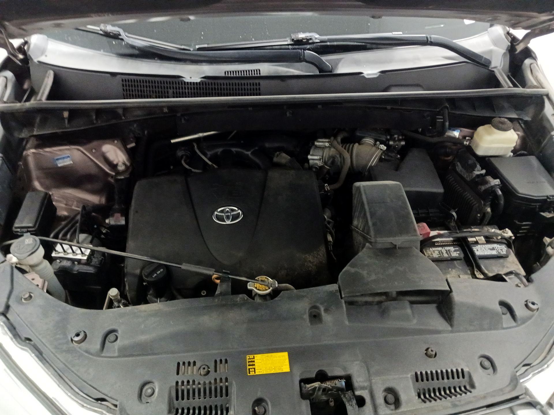 Thumbnail: 2017 Toyota Highlander - 18