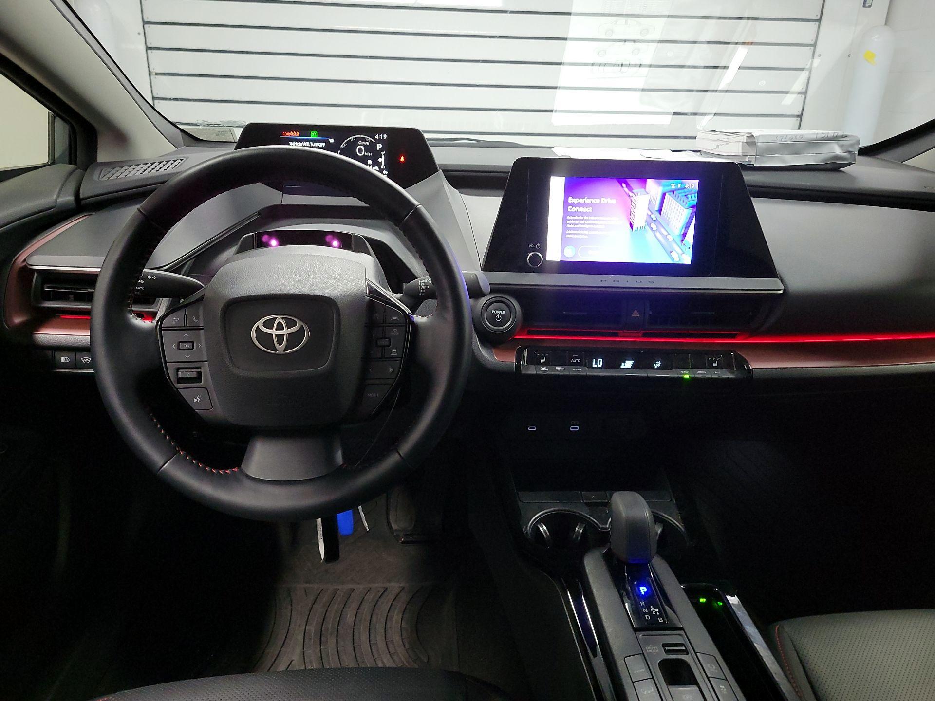 Thumbnail: 2024 Toyota Prius Prime - 9