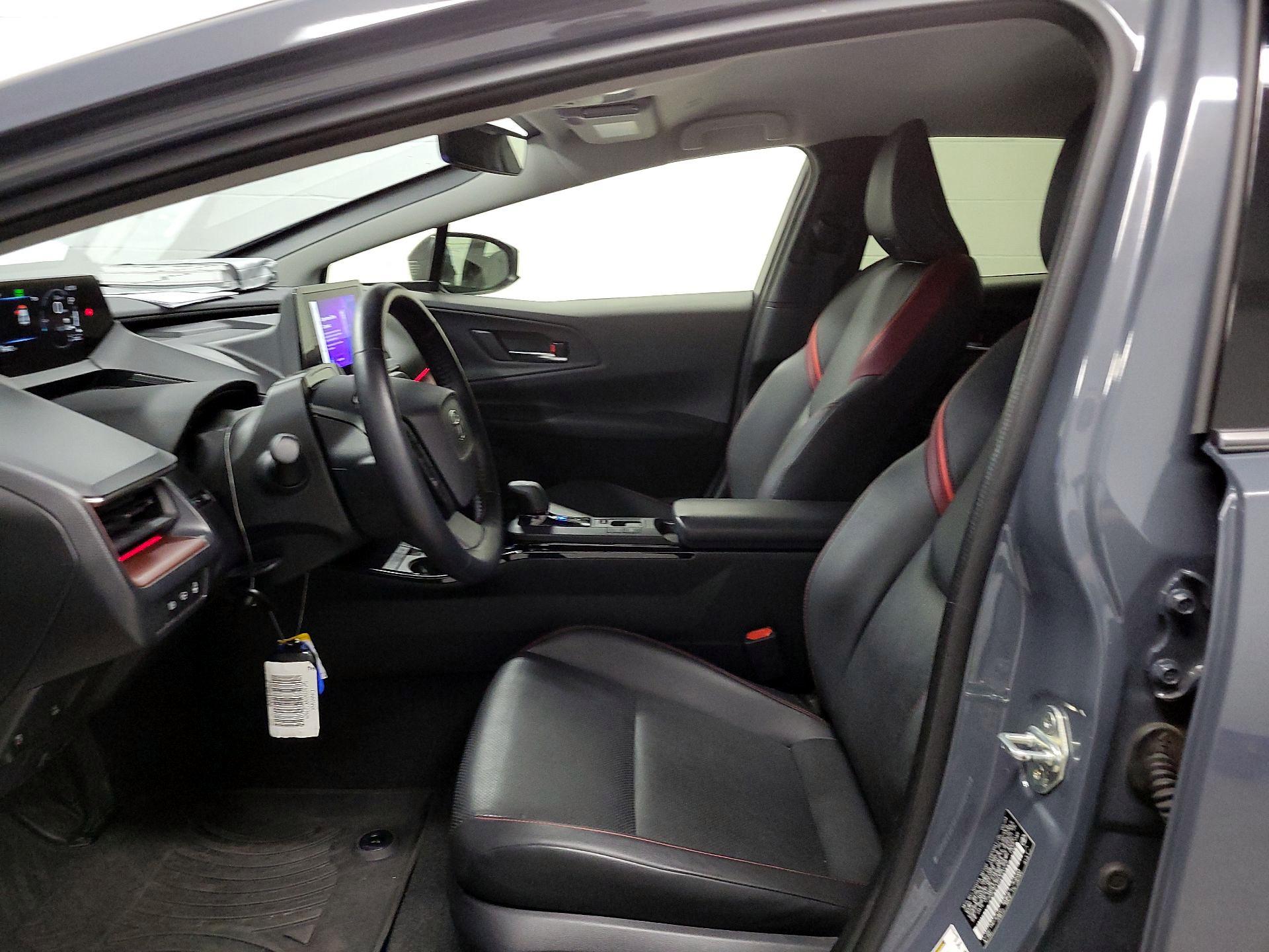 Thumbnail: 2024 Toyota Prius Prime - 11