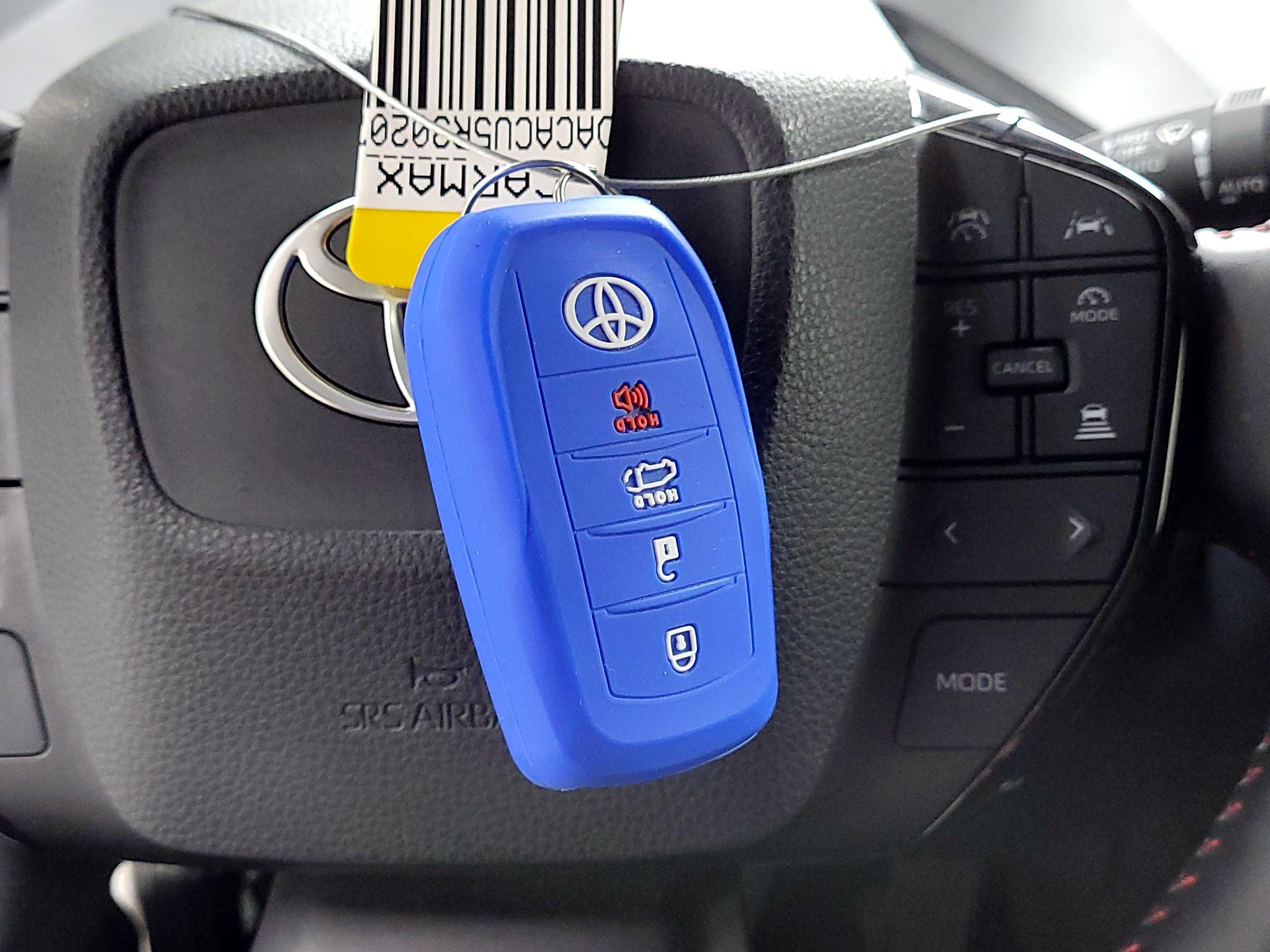 Thumbnail: 2024 Toyota Prius Prime - 20