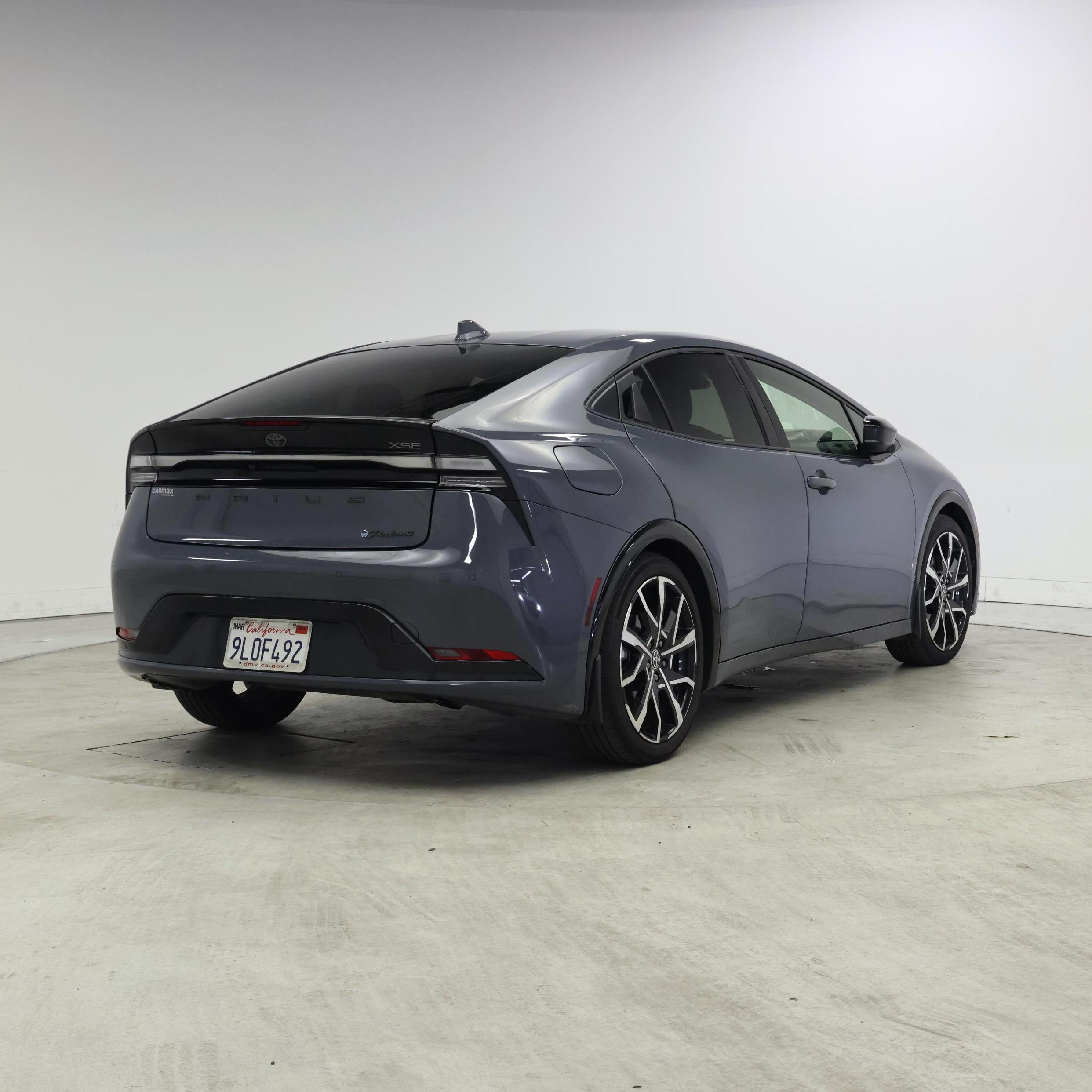 Thumbnail: 2024 Toyota Prius Prime - 8